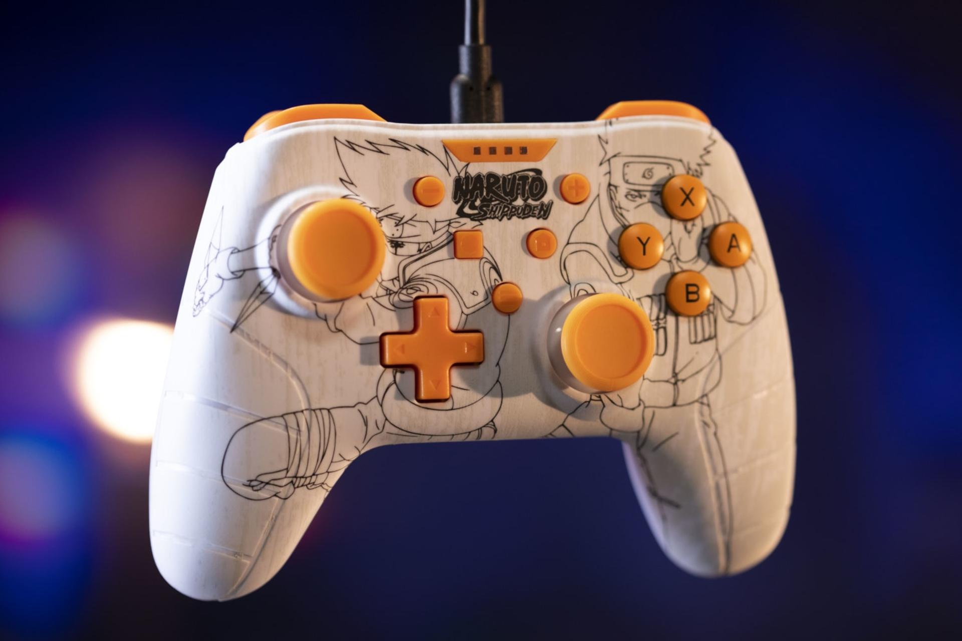 نمای روبرو دسته بازی کونیکس Konix Naruto Wired Nintendo Switch سفید