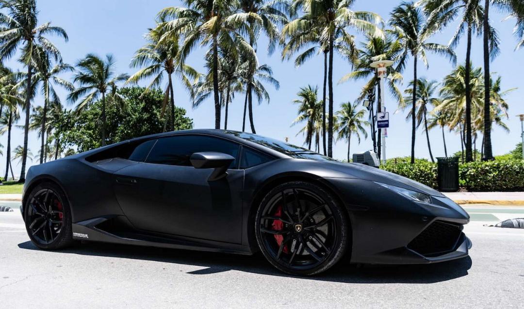 لامبورگینی Huracan 