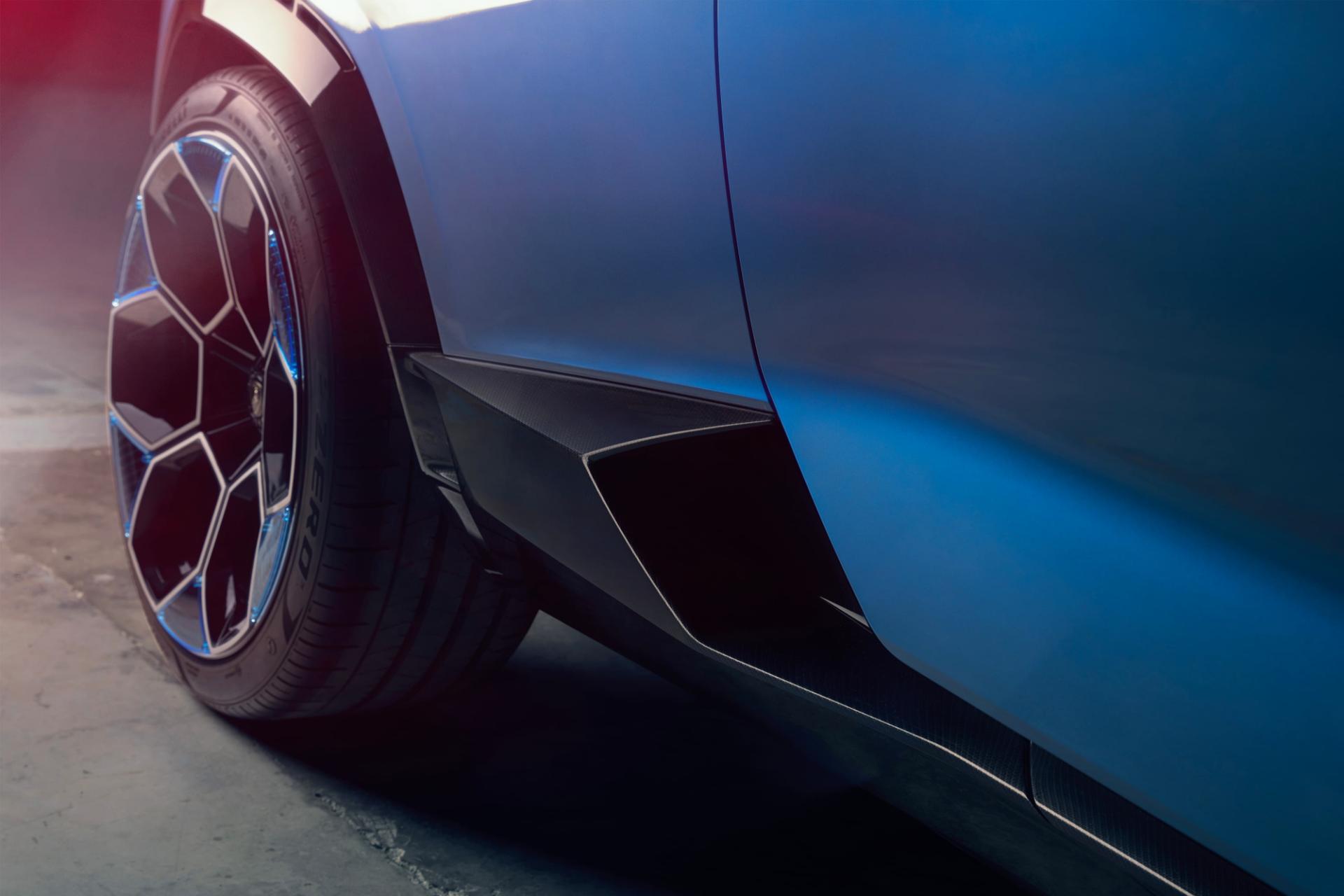 لاستیک خودرو لامبورگینی لانزادور / Lamborghini Lanzador