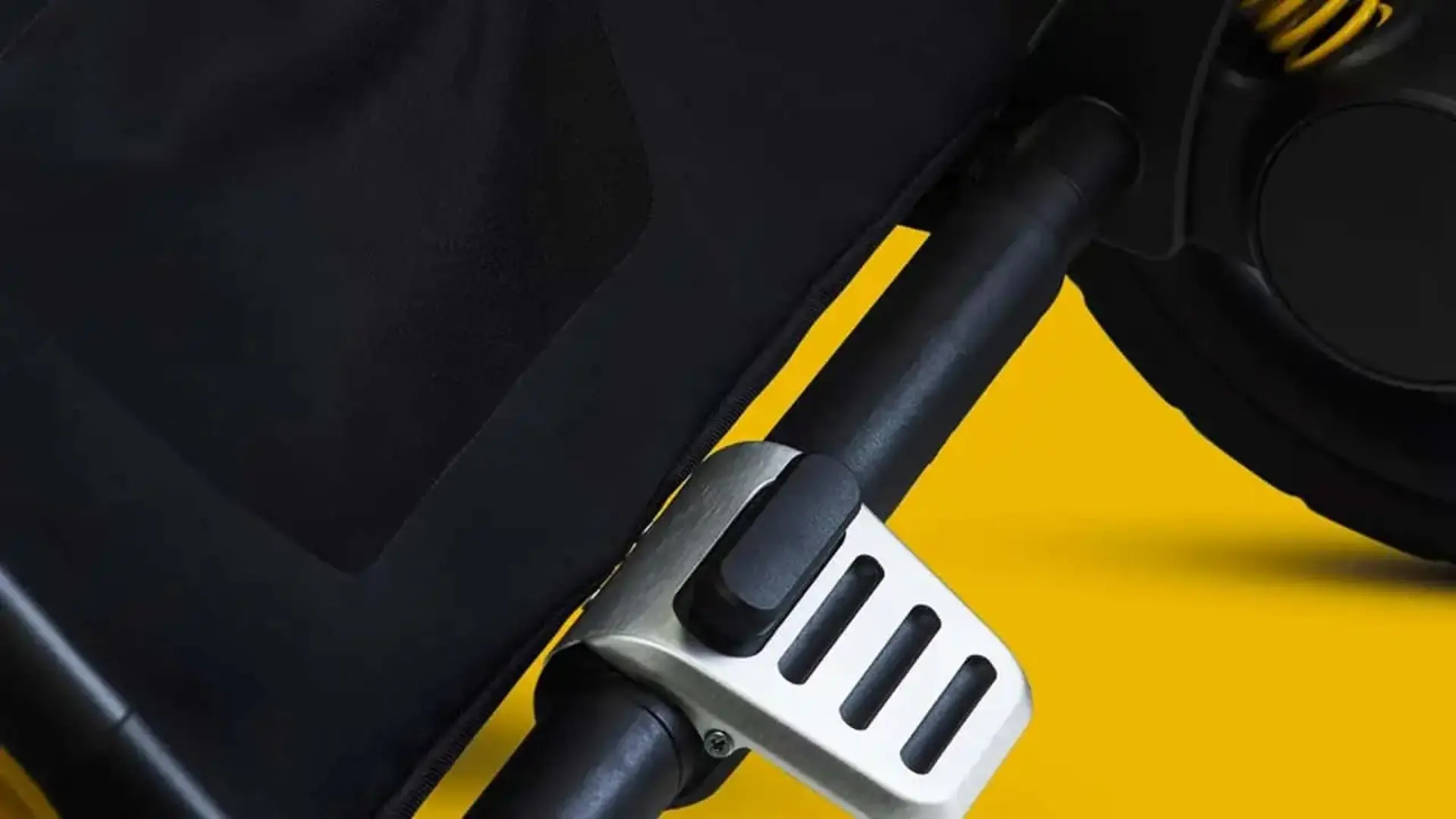 بخش‌های بدنه و چرخ کالسکه لوکس برند لامبورگینی (Lamborghini)