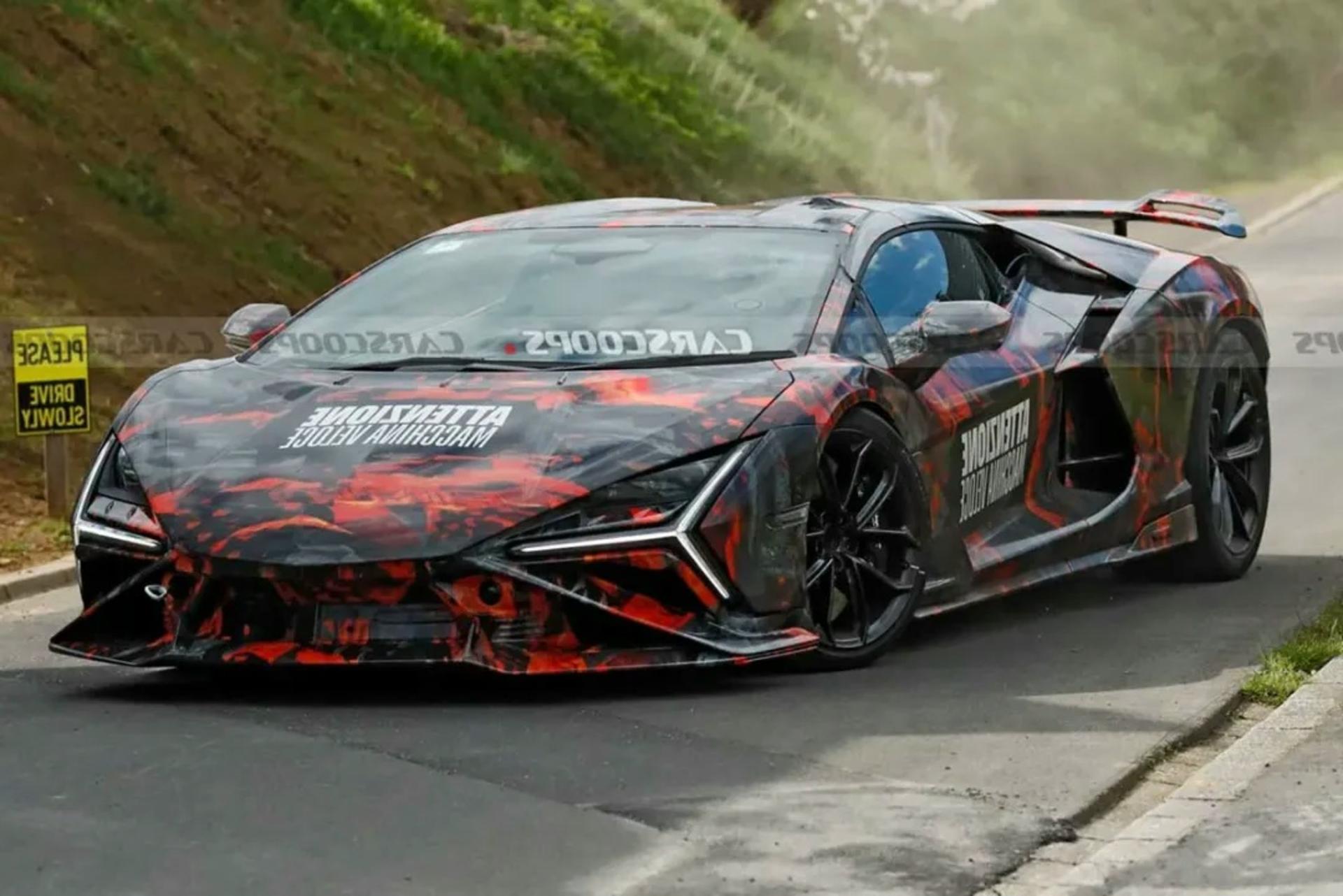 Lamborghini revoelto sv