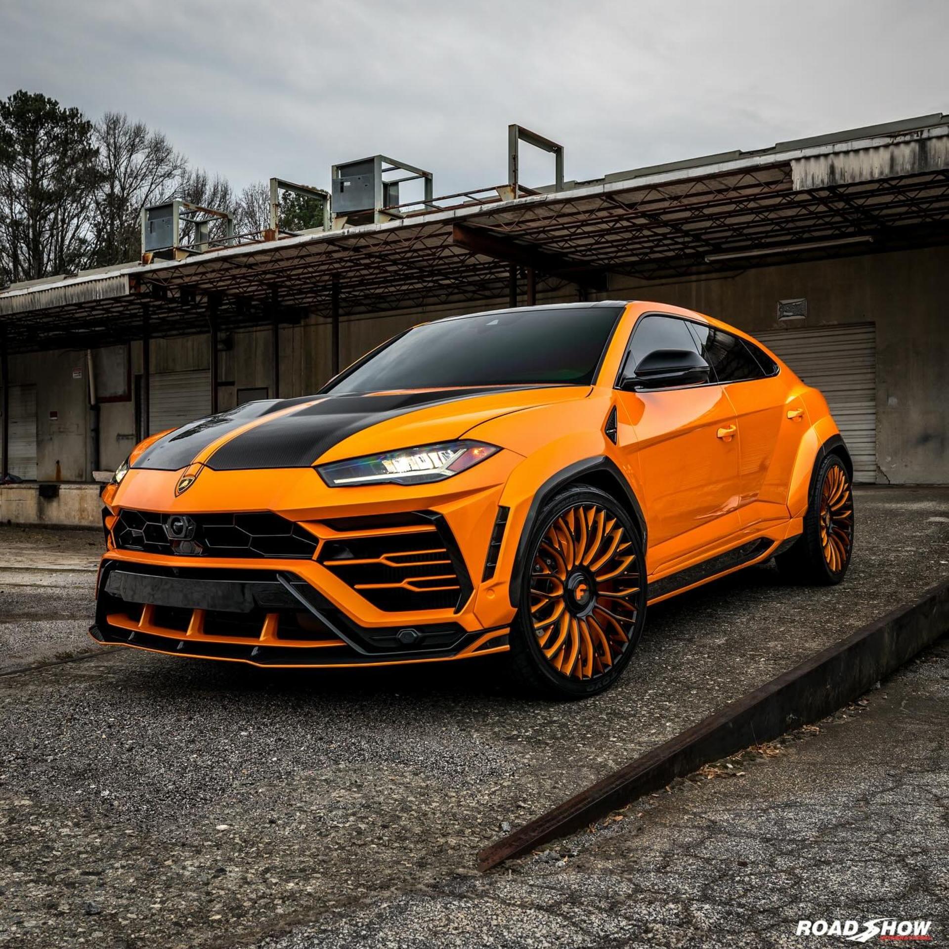 سه‌چهارم جلویی لامبورگینی اوروس RS Edition