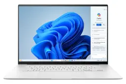 لپ تاپ ایسوس ASUS Zenbook S 16 UM5606WA نمای جلو رنگ نقره ای