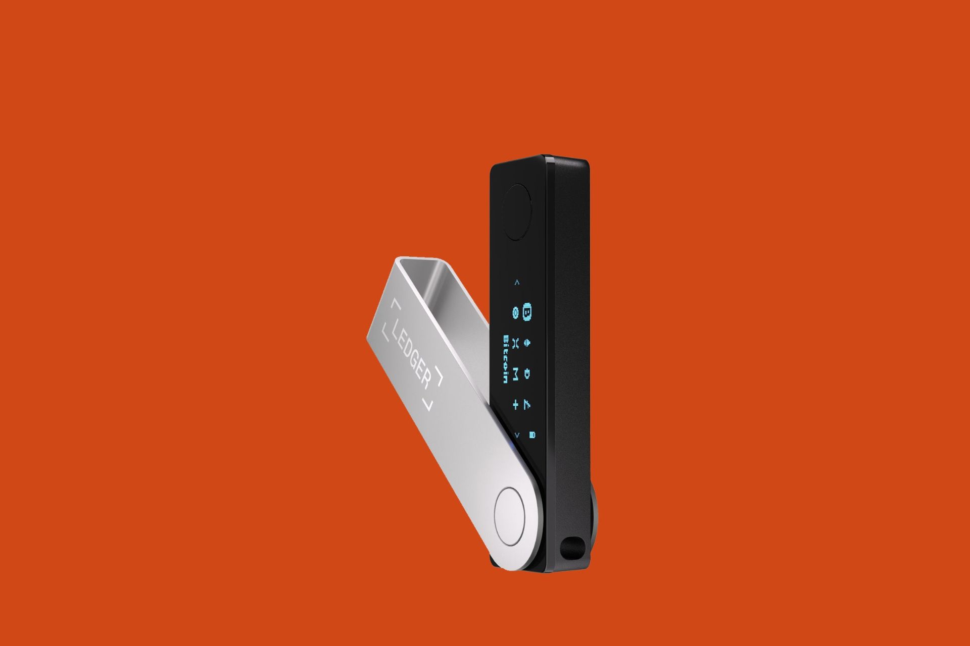 کیف پول سخت‌افزاری ارز دیجیتال Ledger Nano X روی پس‌زمینه نارنجی سیر