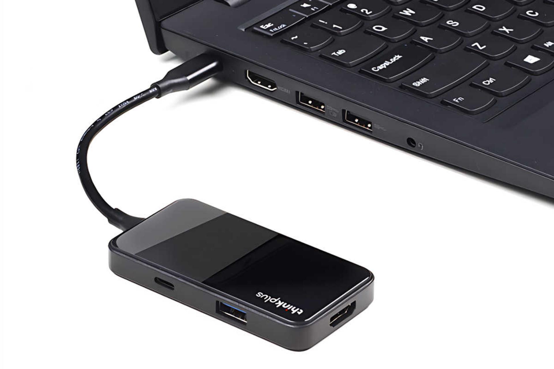نمای سمت چپ هاب USB-C لنوو 5 پورت مدل TPH05