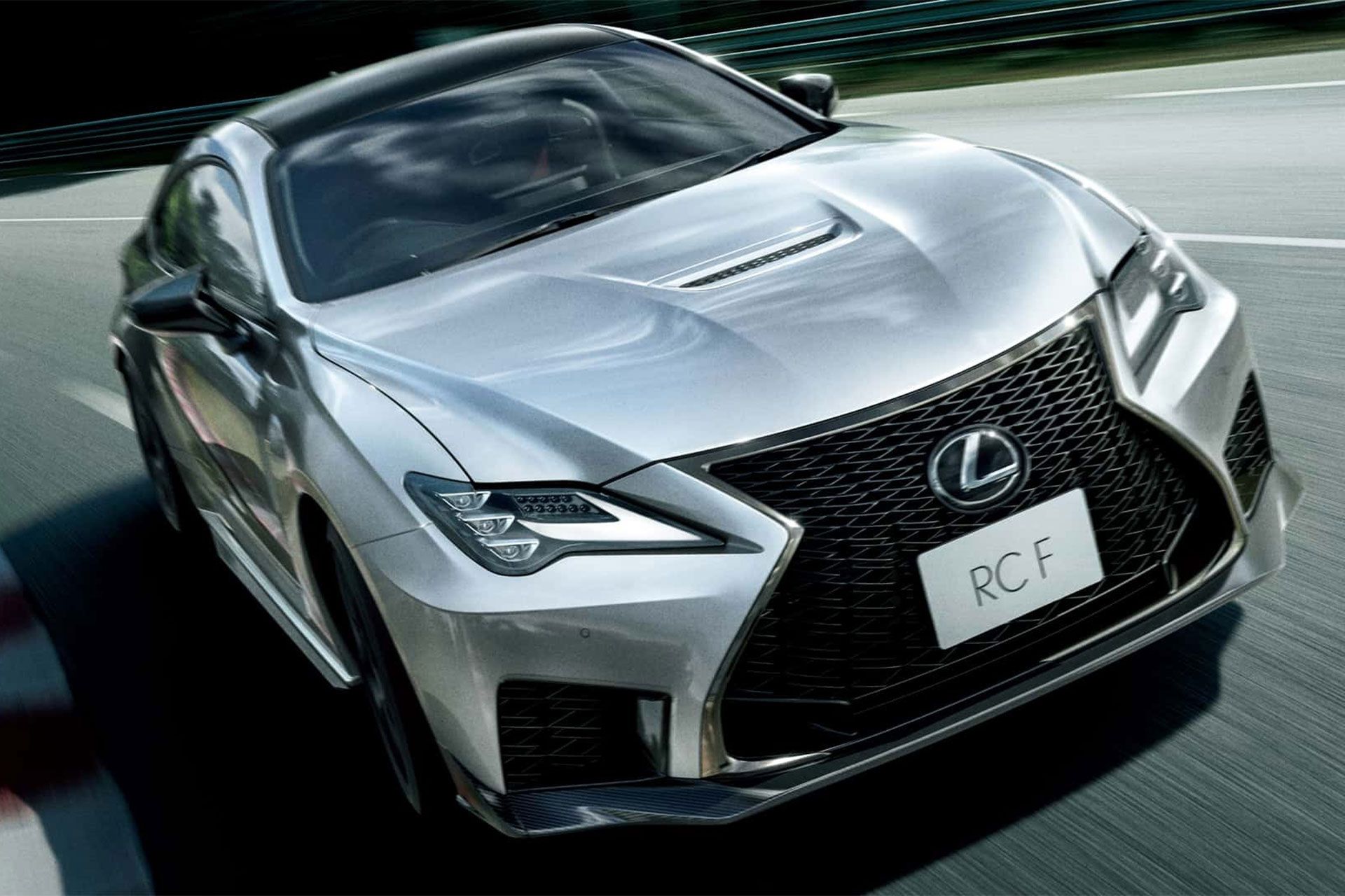 نمای جلو خودرو لکسوس RC F Final