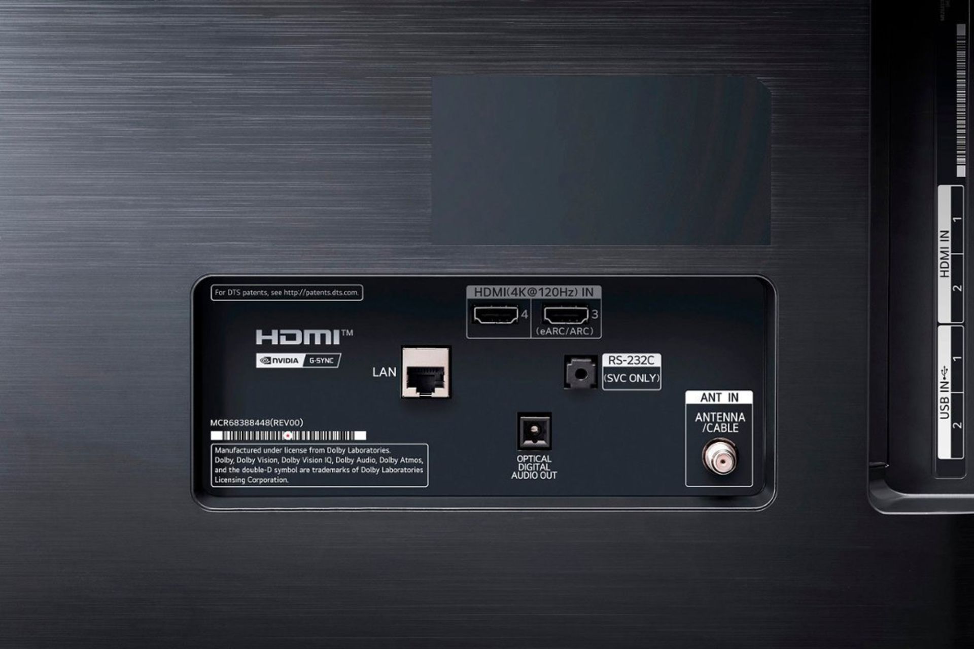تلویزیون ۶۵ اینچ OLED ال جی در آمریکا ۷۰۰ دلار تخفیف خورد زومیت