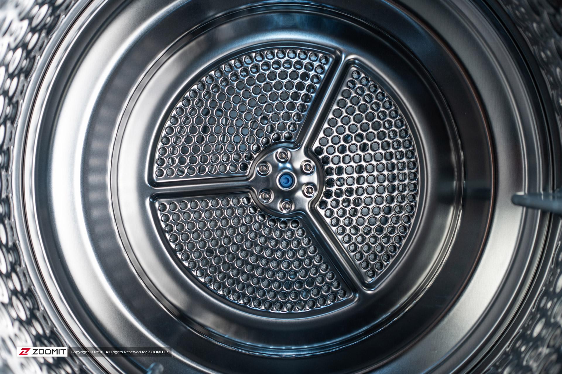 فضای داخل ماشین لباسشویی WashTower