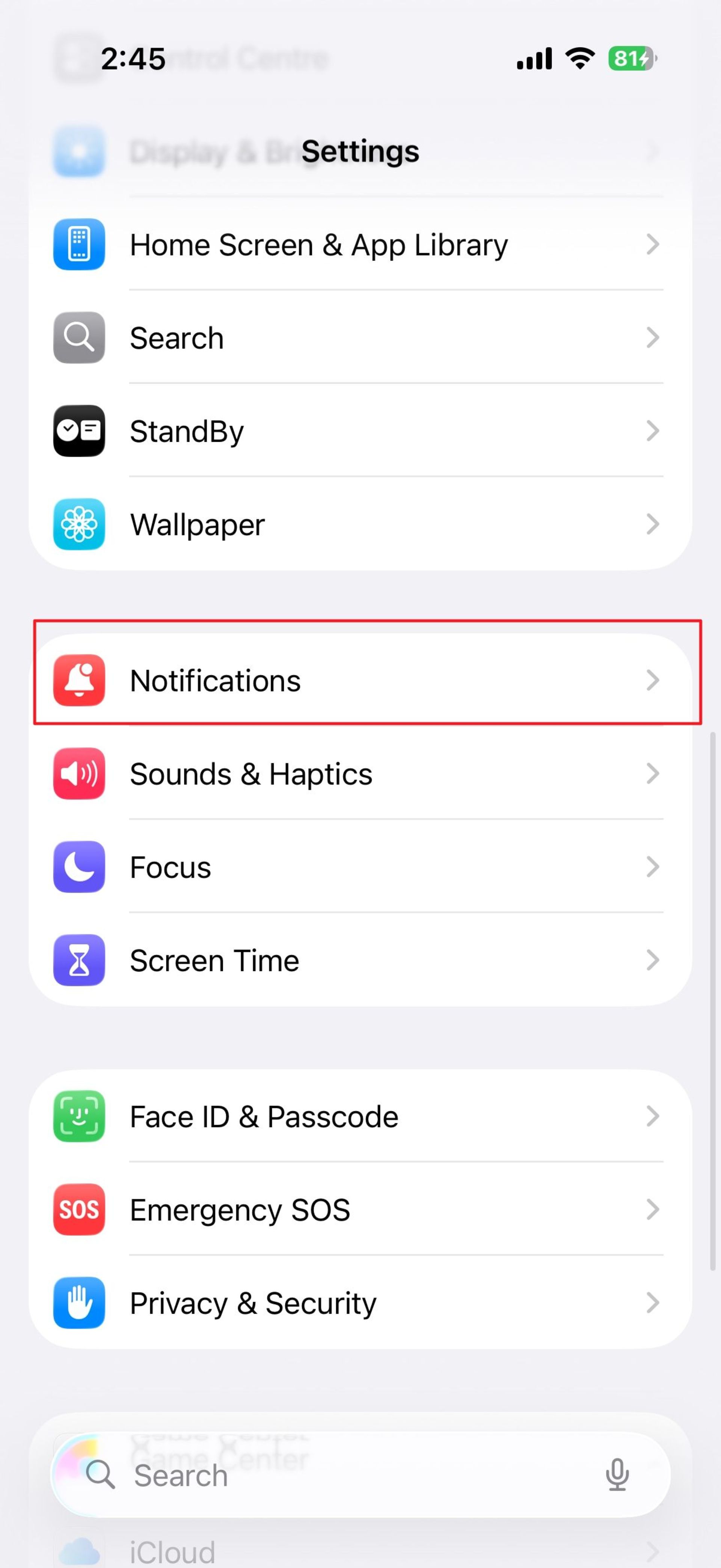 صفحه‌ی اصلی تنظیمات آیفون و انتخاب گزینه‌ی Notifications