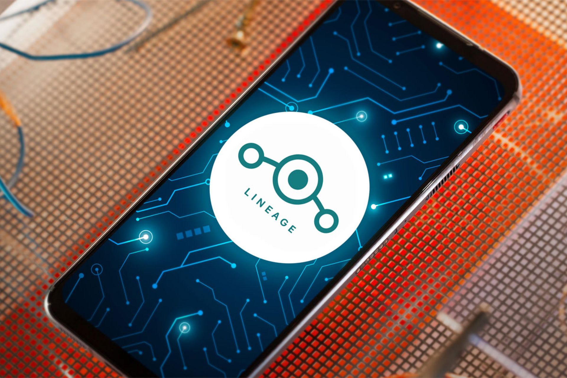 لوگو LineageOS روی گوشی