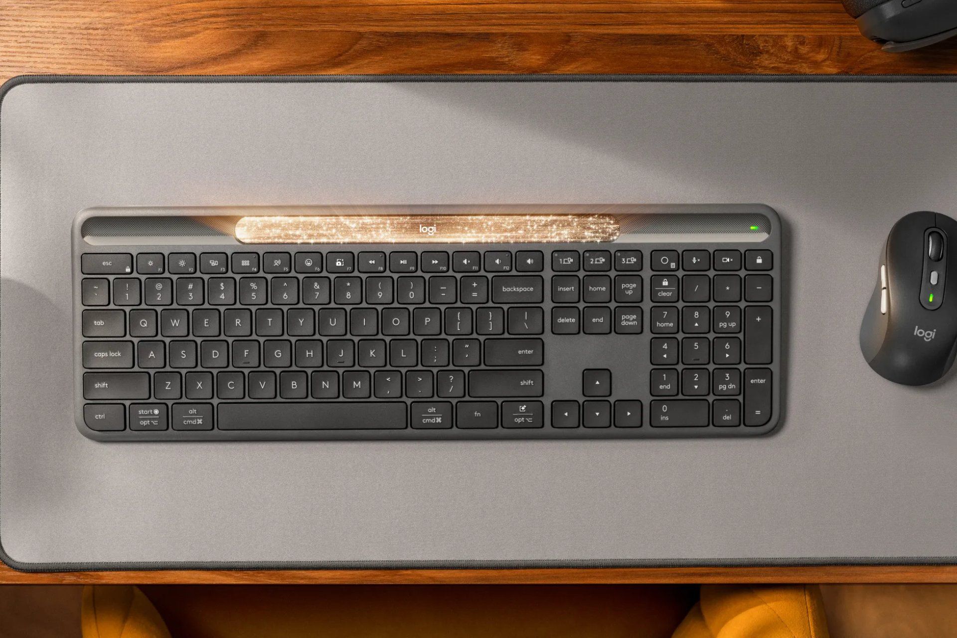 لاجیتک Signature Slim Solar Plus K980