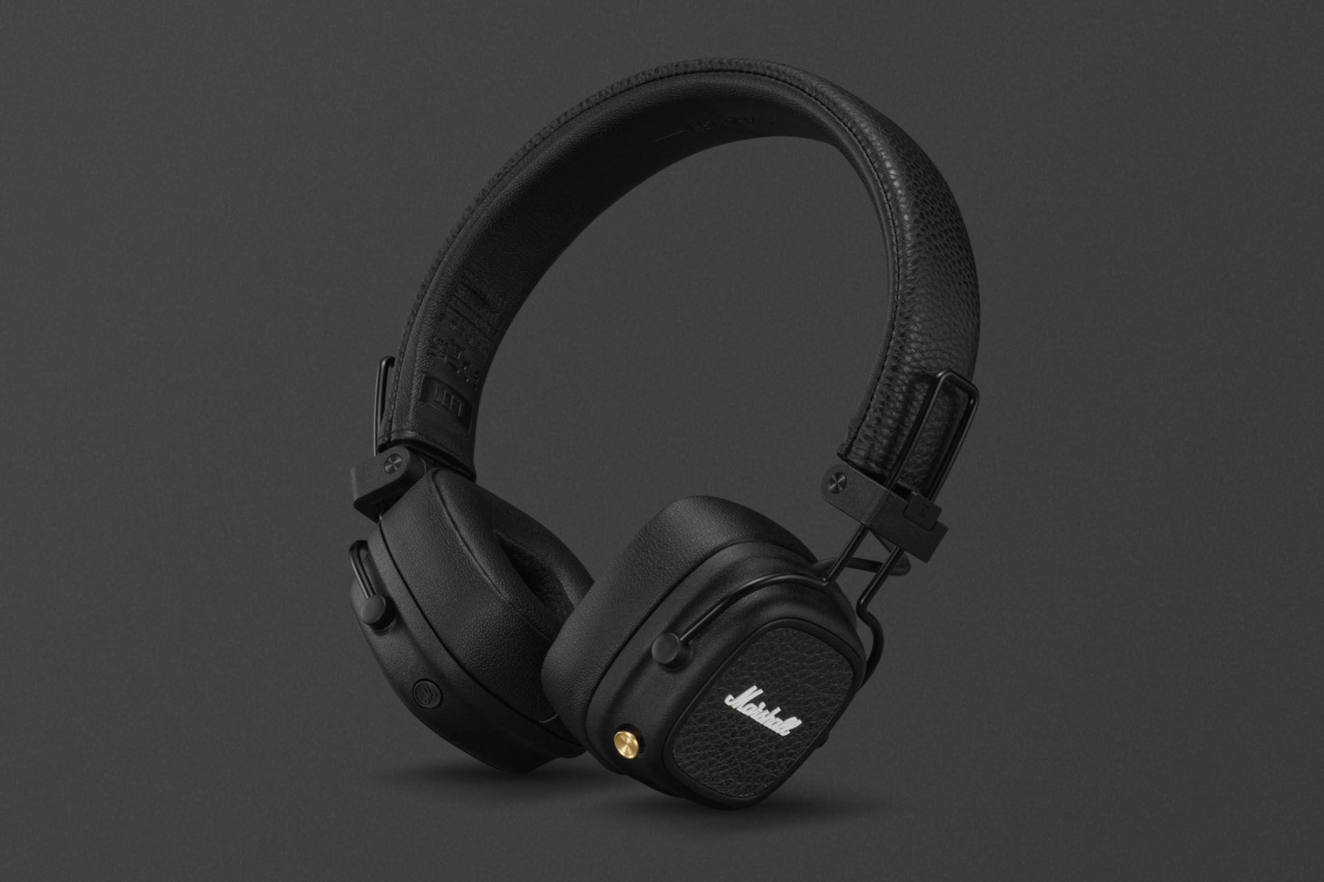 هدفون مارشال Major V حالت ایستاده