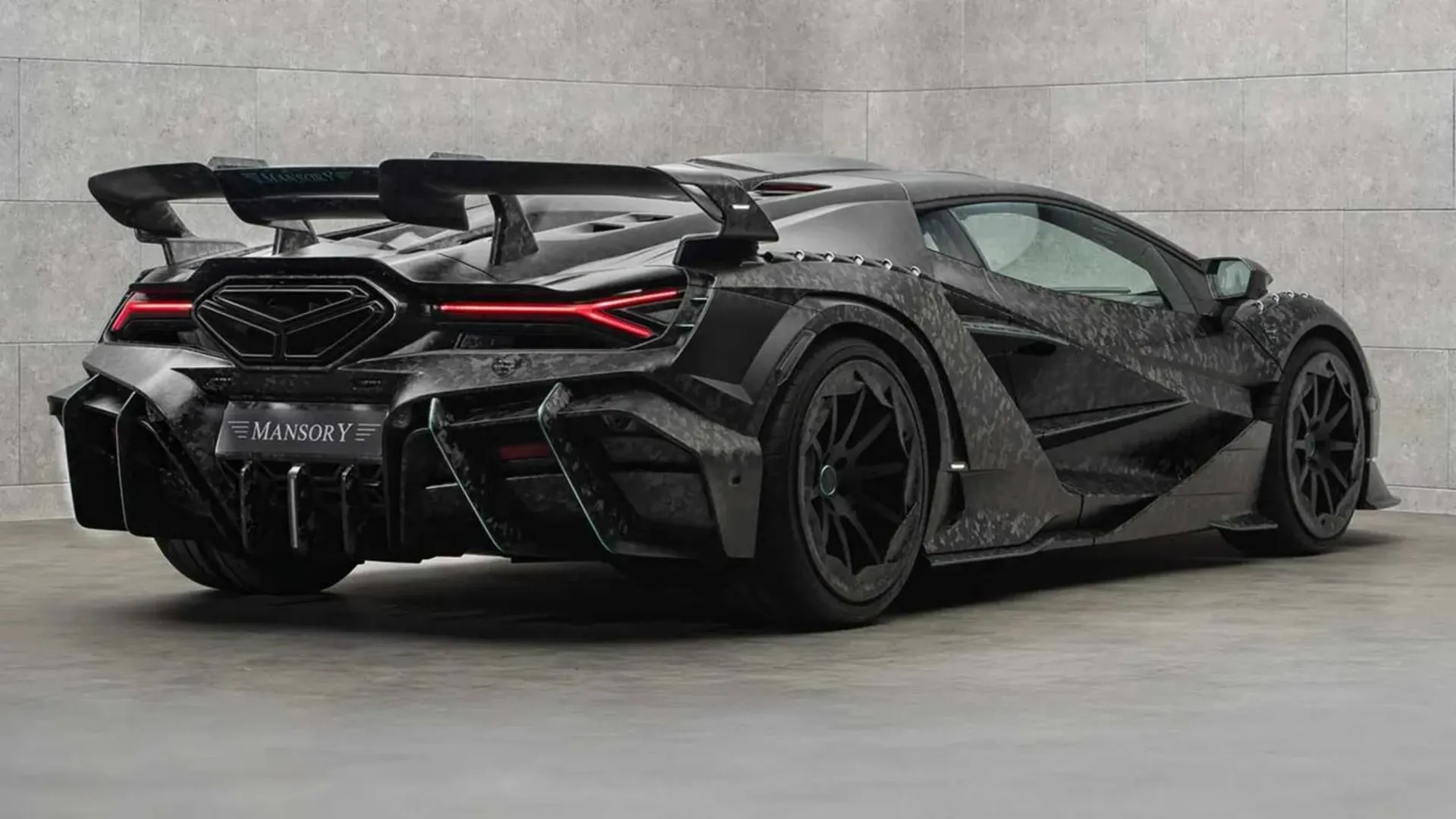 منصوری کربونادو X