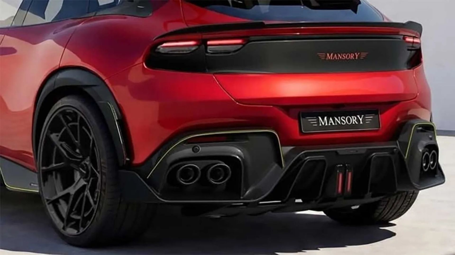 نمای عقبی مدل سفارشی فراری پوروسانگوئه