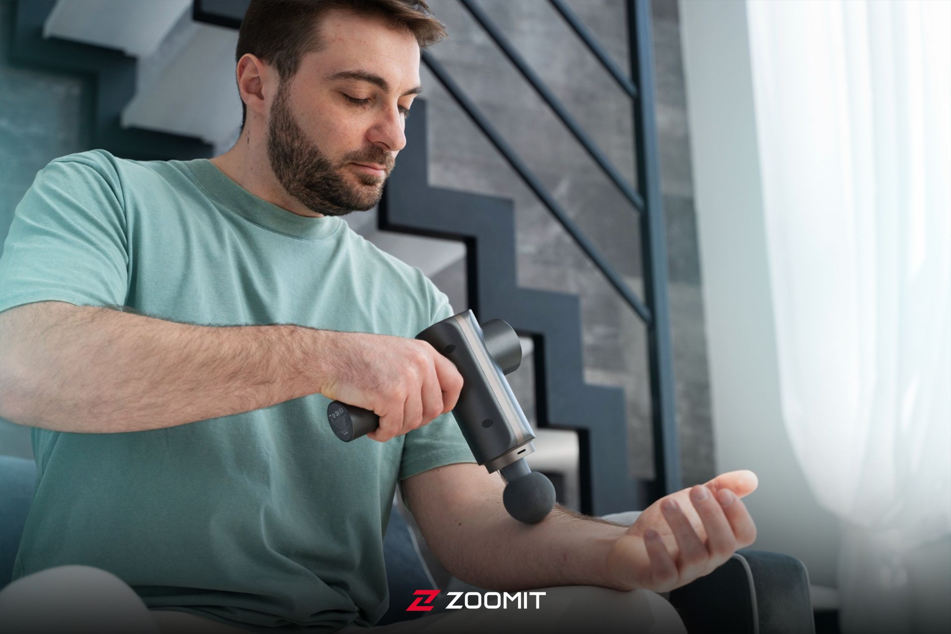 استفاده از ماساژور تفنگی