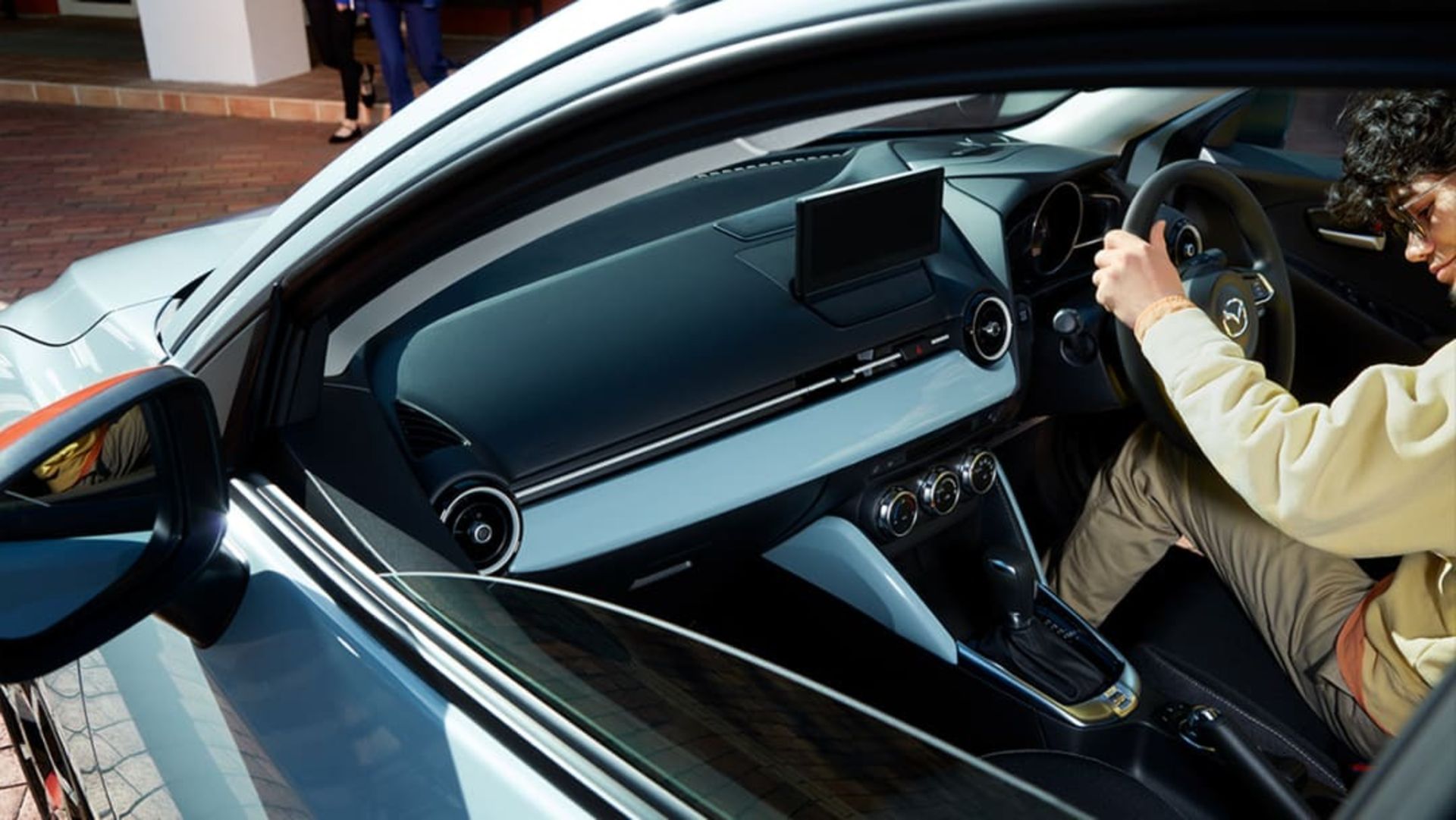 کابین داخلی مدل ۲۰۲۶ مزدا ۲