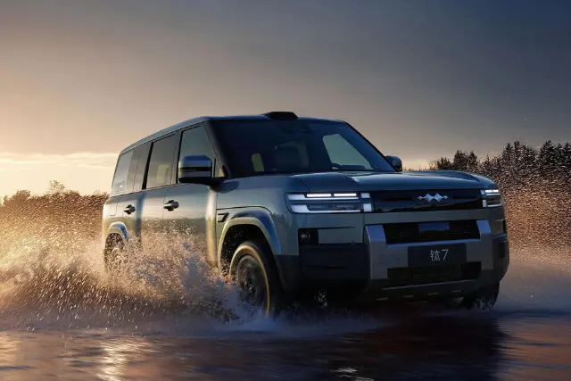 کراس‌اور پرابهت چینی؛ BYD Ti7 رونمایی شد