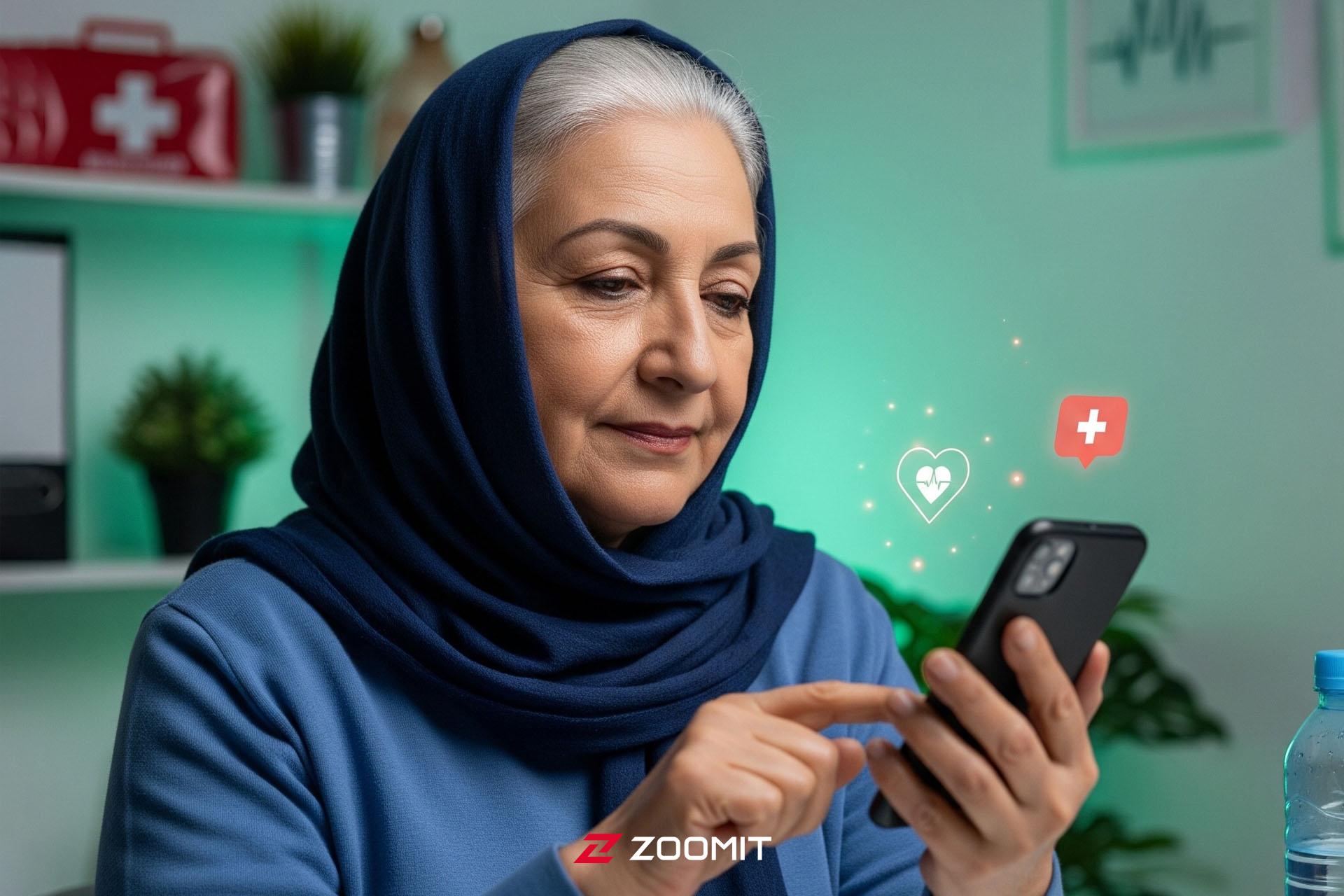یک زن میان‌سال درحال کار با گوشی 