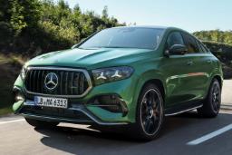 نمای سه‌چهارم جلو خودرو مرسدس GLE 63S 2027