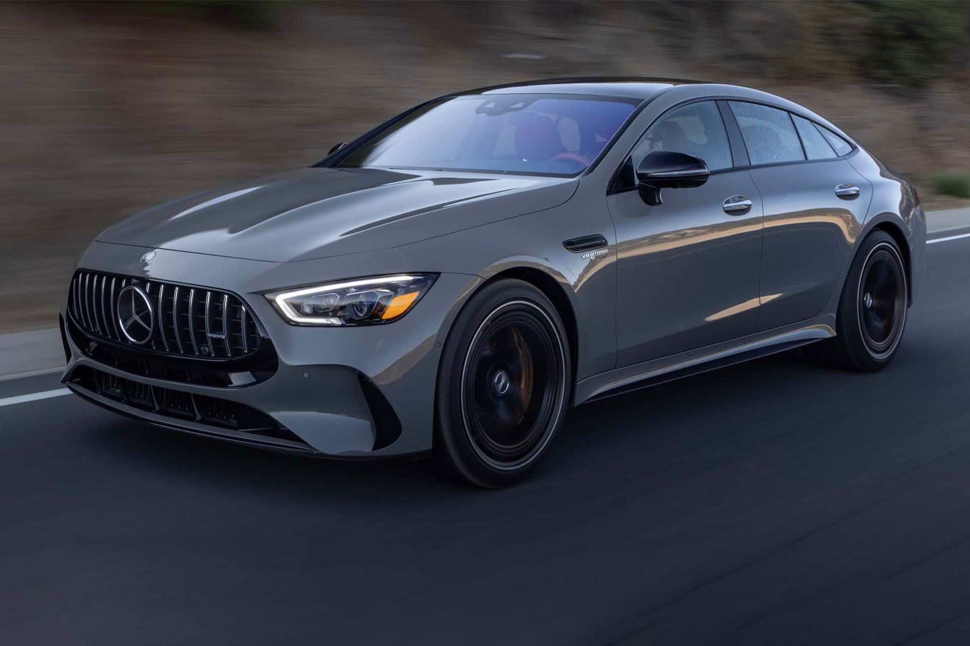 مرسدس AMG GT63 S E Performance کوپه از نمای جلو