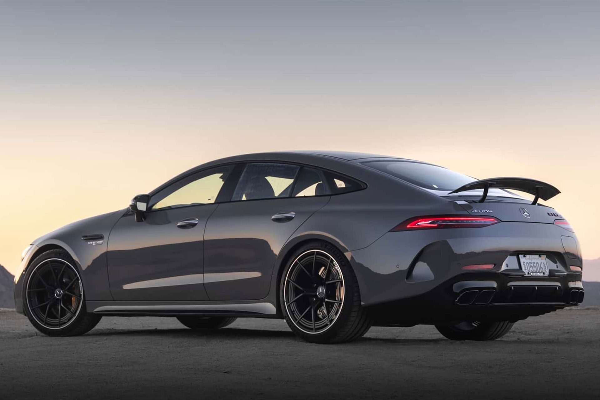 مرسدس AMG GT63 S E Performance کوپه از نمای بغل