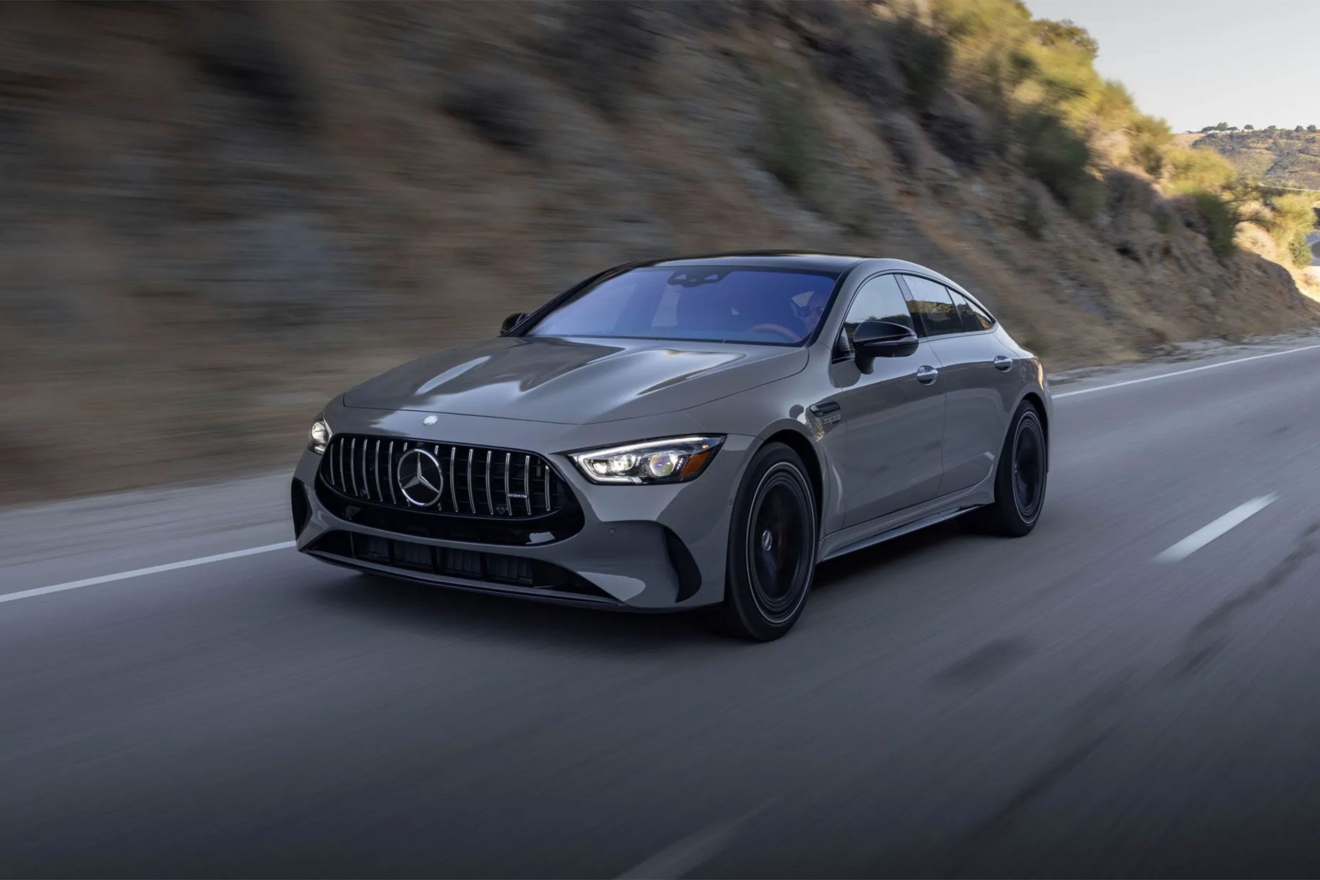مرسدس AMG GT63 S E Performance کوپه از جلو