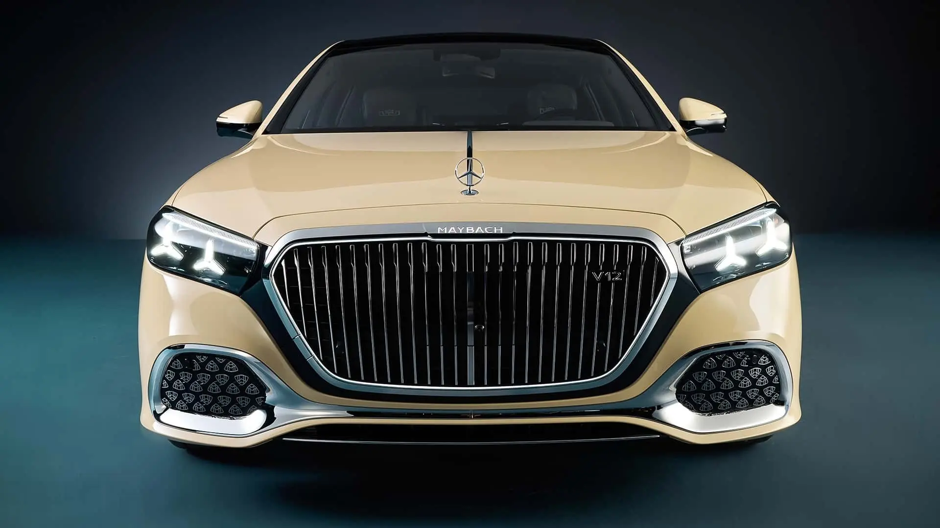 خودرو مرسدس میباخ (Mercedes-Maybach) مدل لبرون جیمز با رنگ کرم