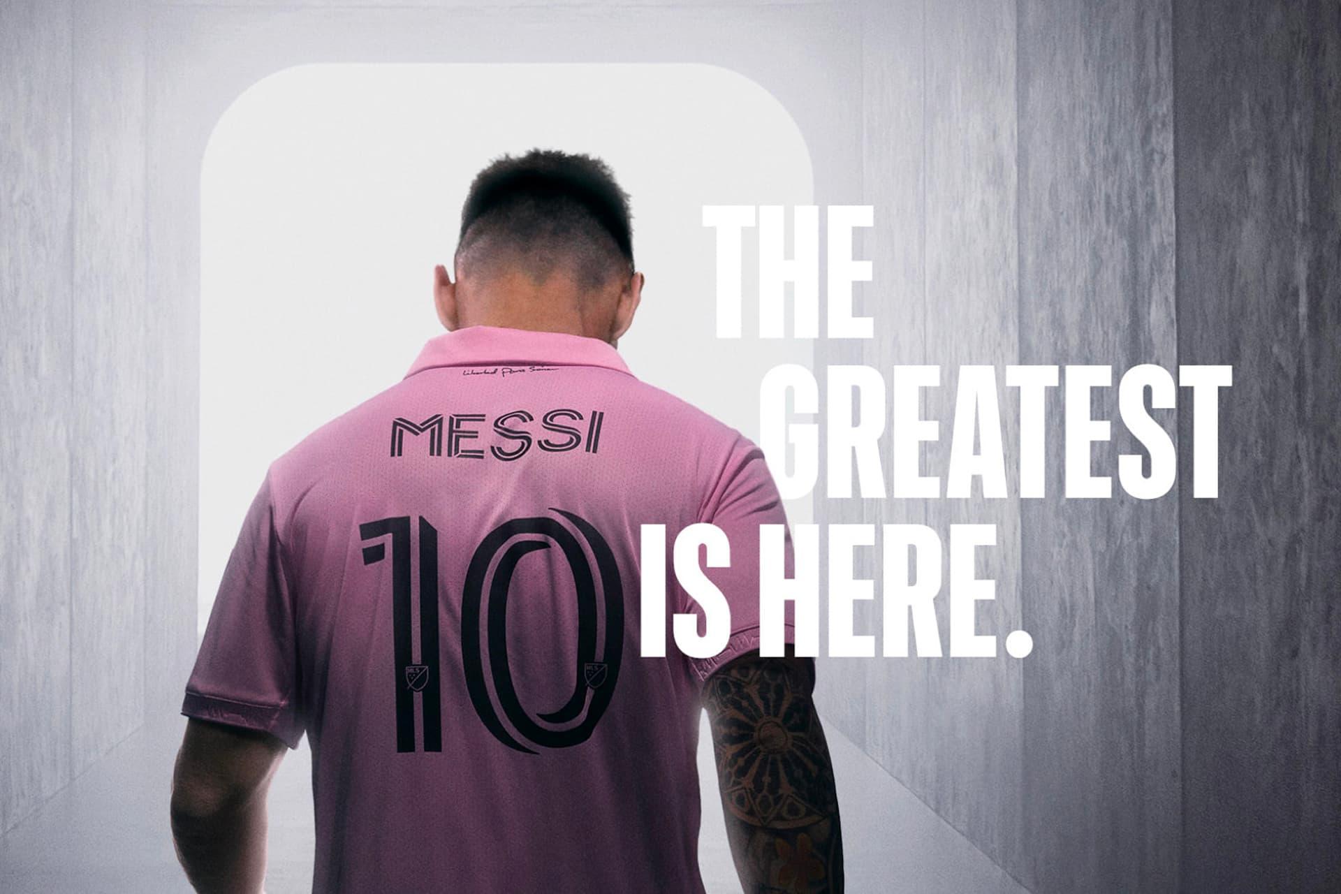 لیونل مسی / Lionel Messi با لباس صورتی تیم اینتر میامی