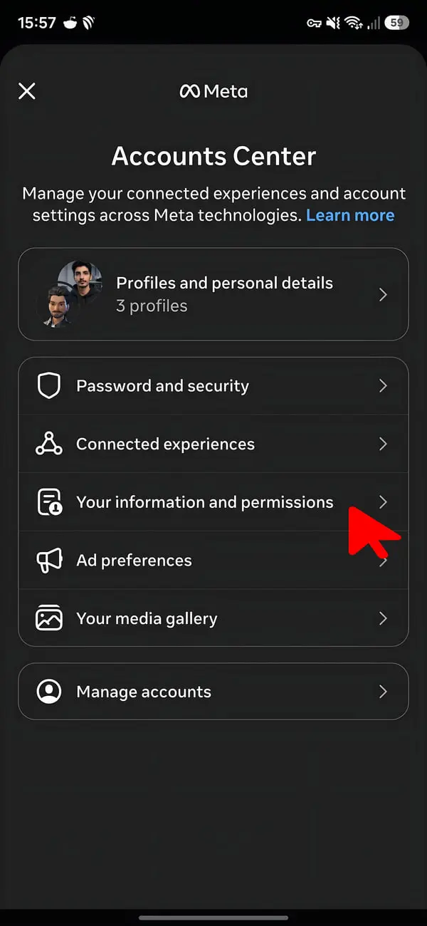 منوی تنظیمات Accounts Center در اپلیکیشن متا با گزینه اطلاعات و مجوزها
