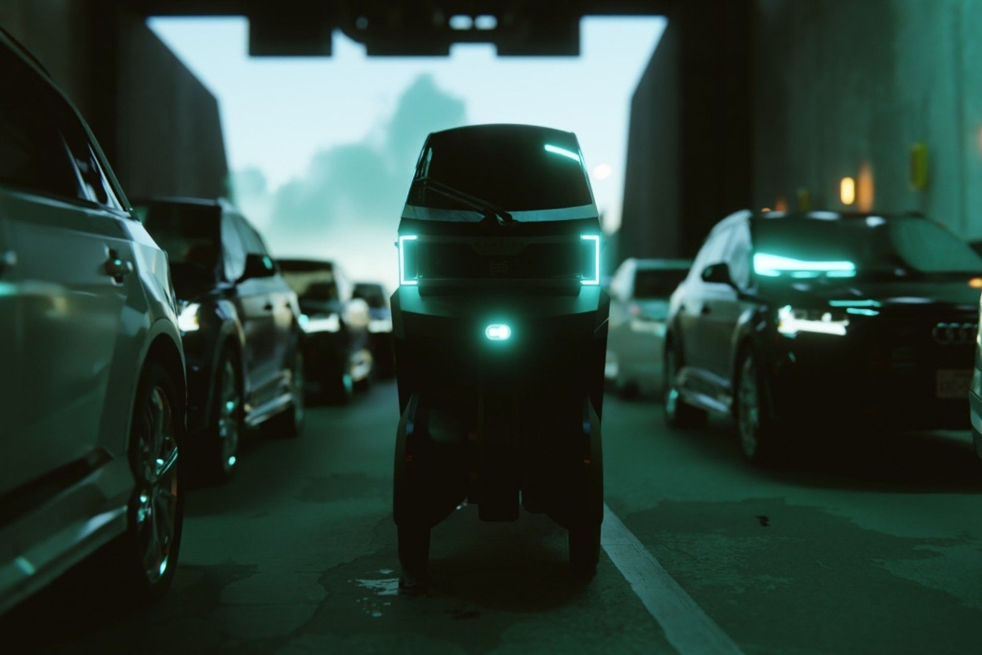 نمای جلو میکروکار ایموشن در بین سایر خودروها