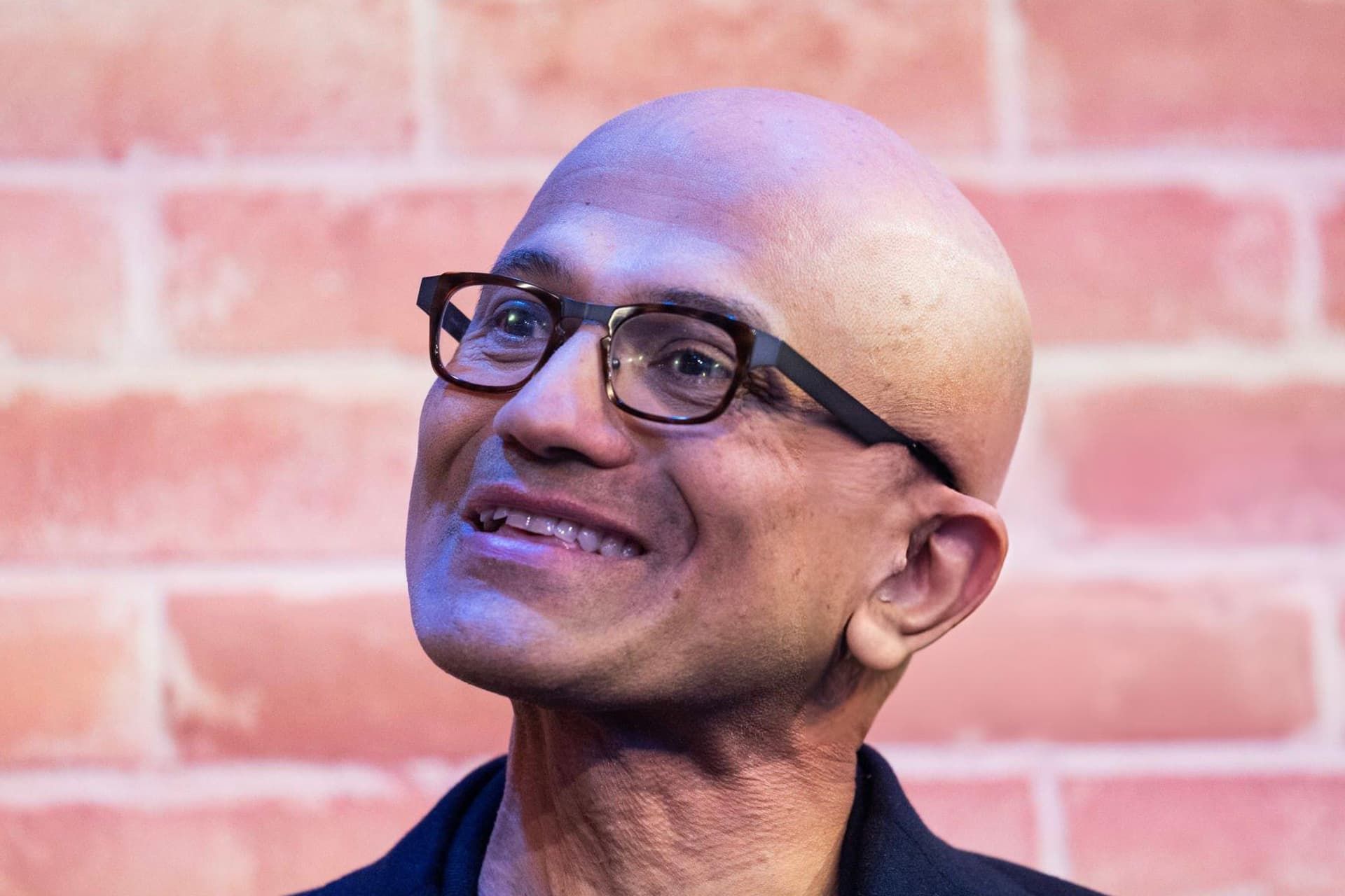 ساتیا نادلا / Satya Nadella مدیرعامل مایکروسافت از نمای نزدیک