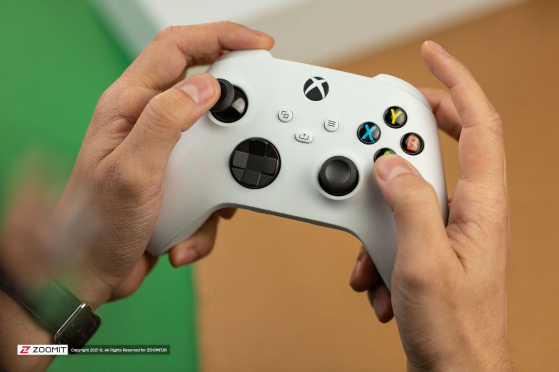 قیمت دسته ایکس باکس Xbox سفید در بخش محصولات زومیت