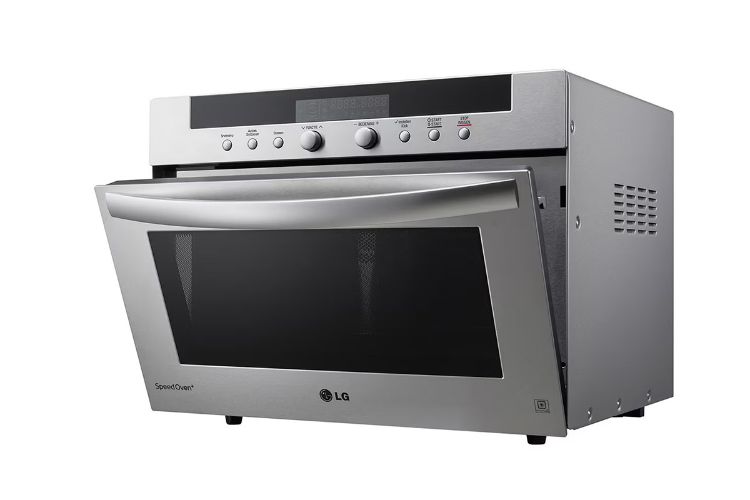 مایکروویو ال جی LG MA3884VC نمای راست با درب باز