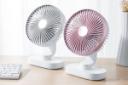 نمای کناری پنکه کوچک رومیزی Mini Fan Automatic Shaking Head