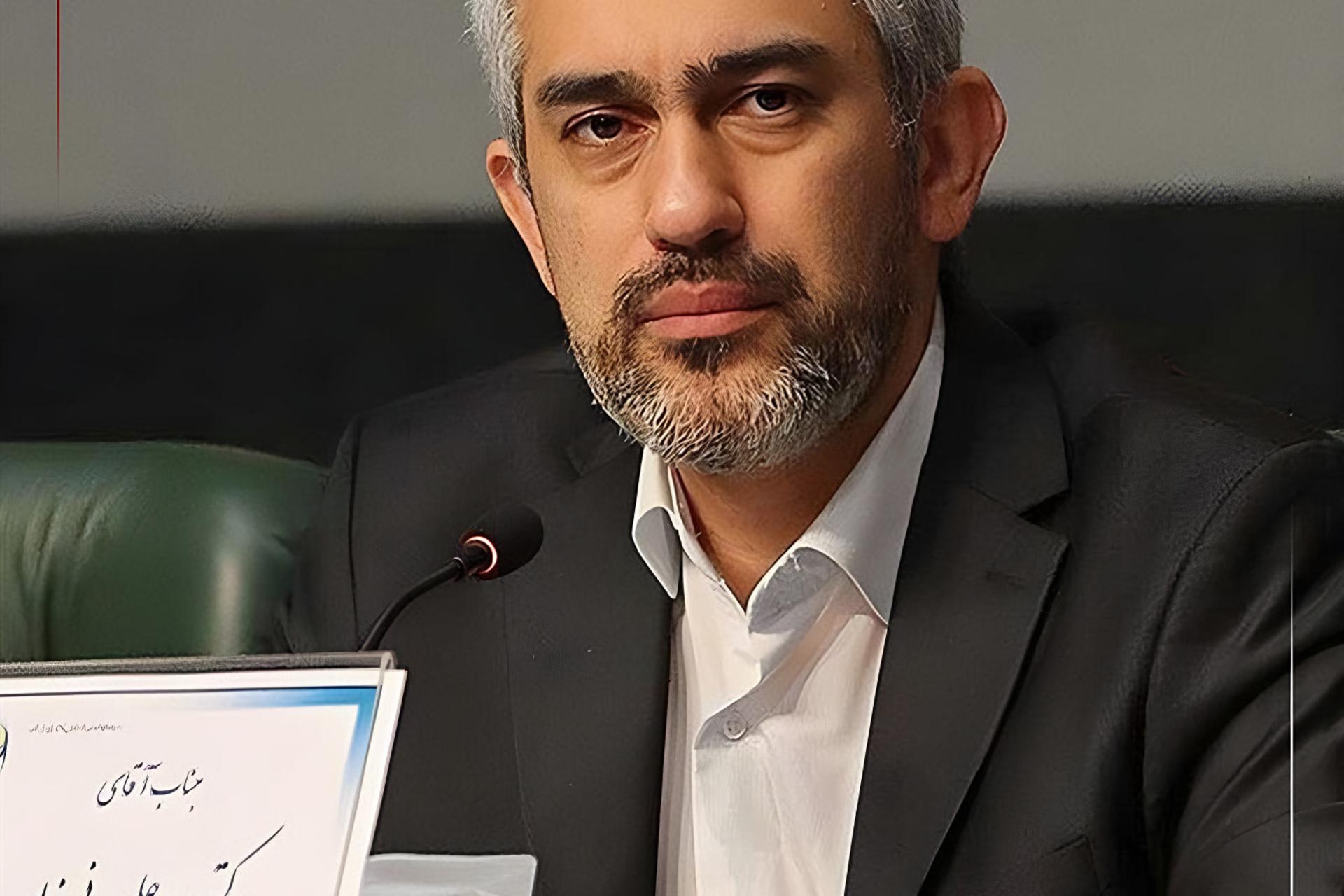 وزیر اقتصاد علی مدنی‌زاده