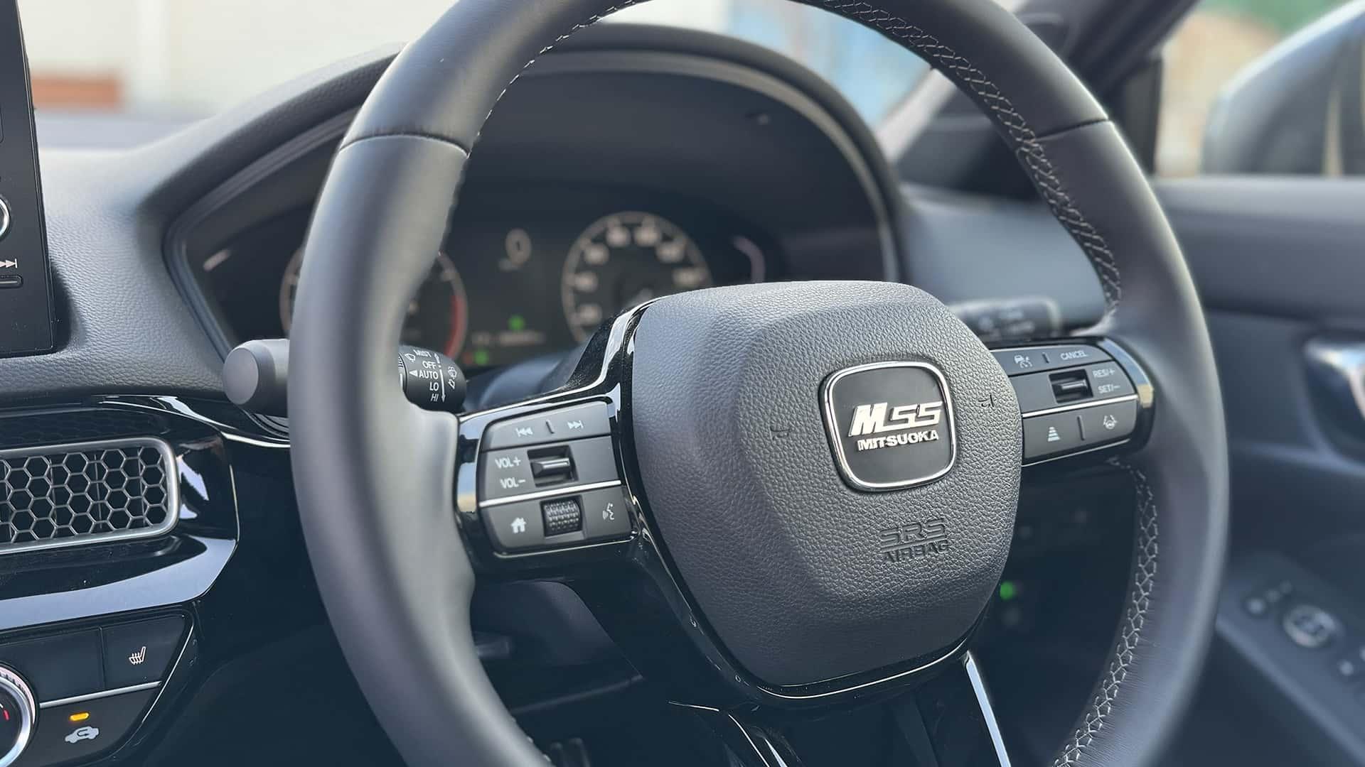 فرمان و کیلومترشمار میتسوکا M55 1st Edition