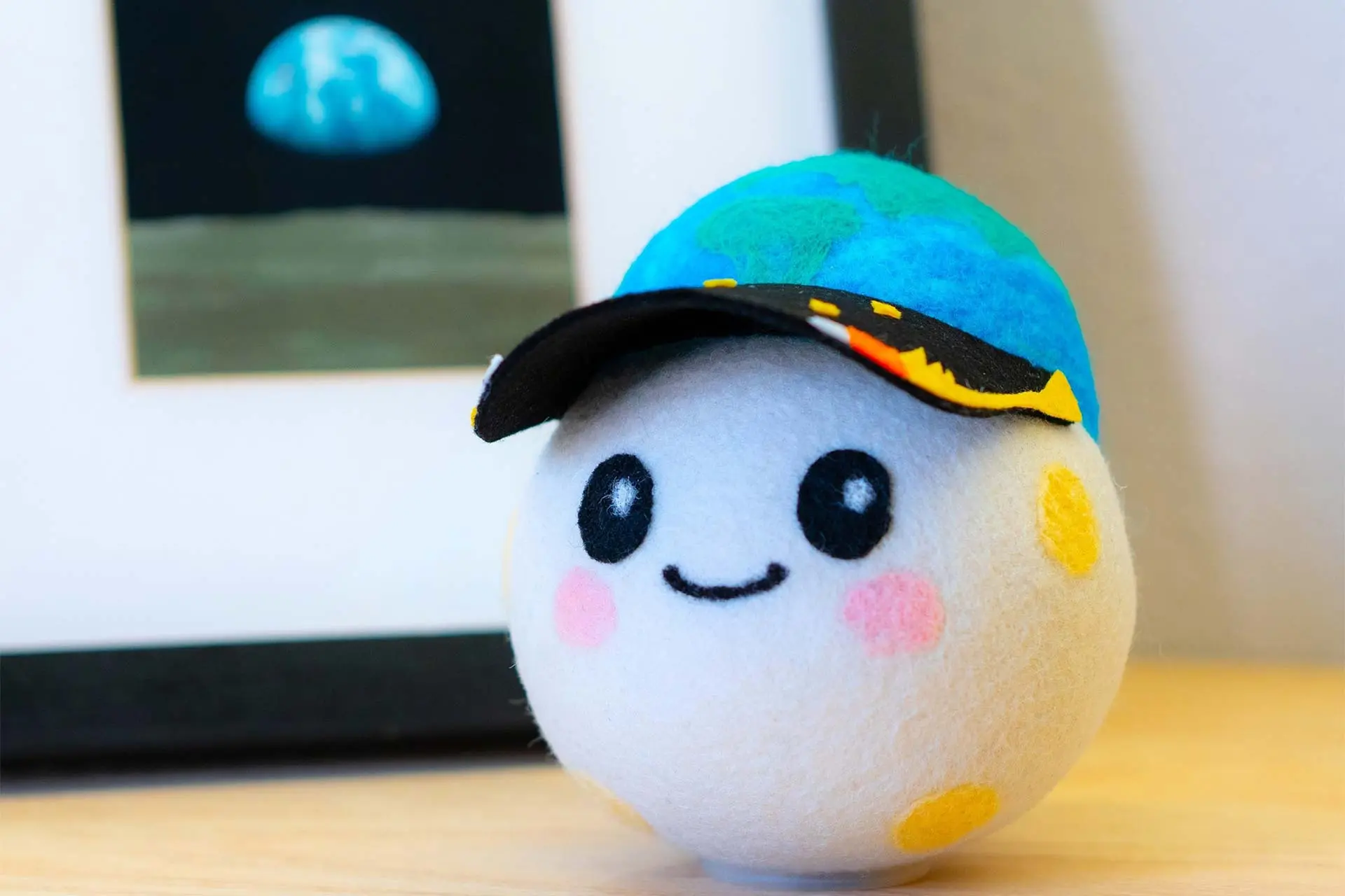 رایز، عروسک گرد نماد ماموریت‌ آرتمیس ۲