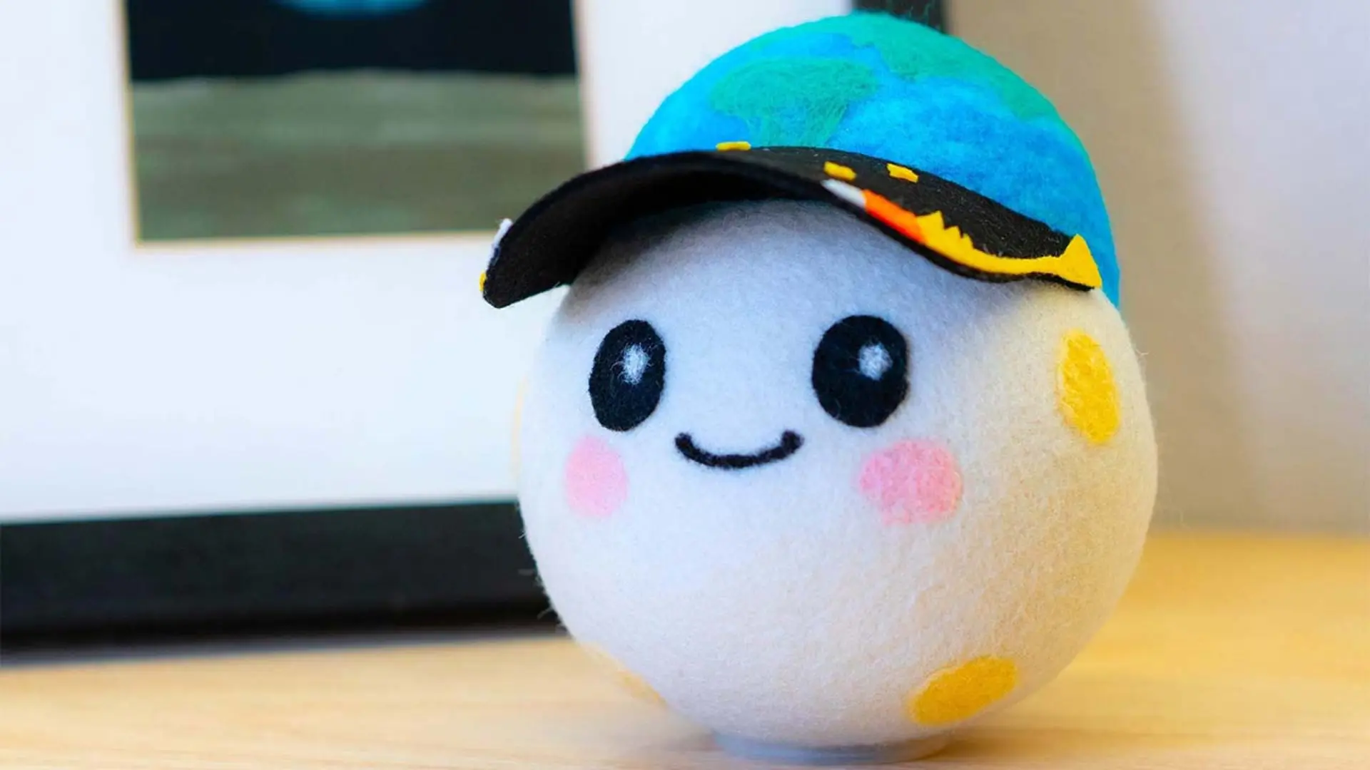 عروسک گرد رایز از نمای نزدیک