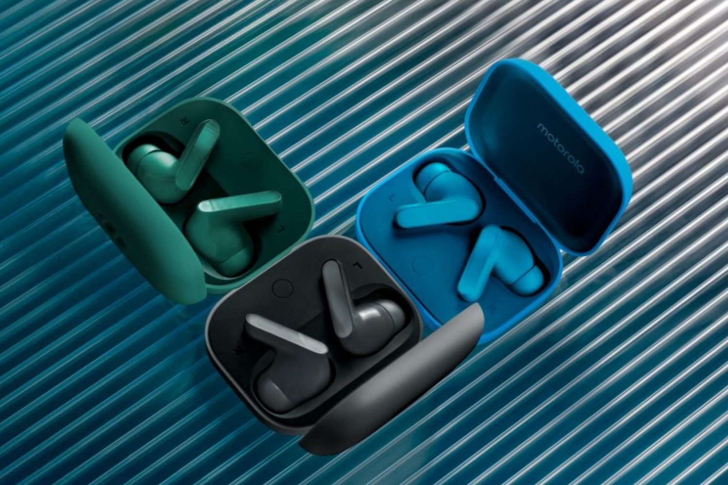 این هندزفری کوبنده، ۴۳ ساعت شارژدهی دارد