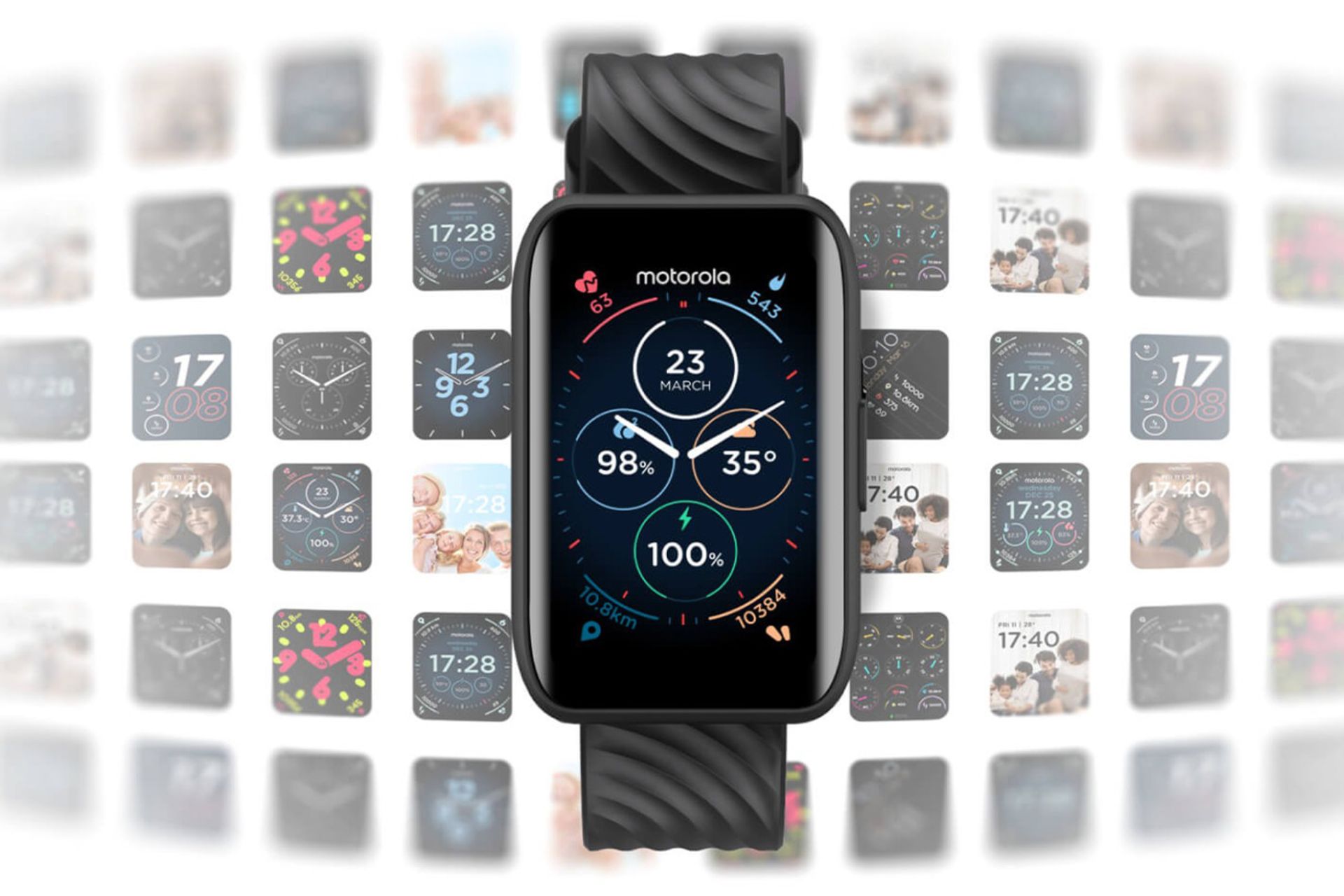 ساعت هوشمند سیاه از نمای جلو