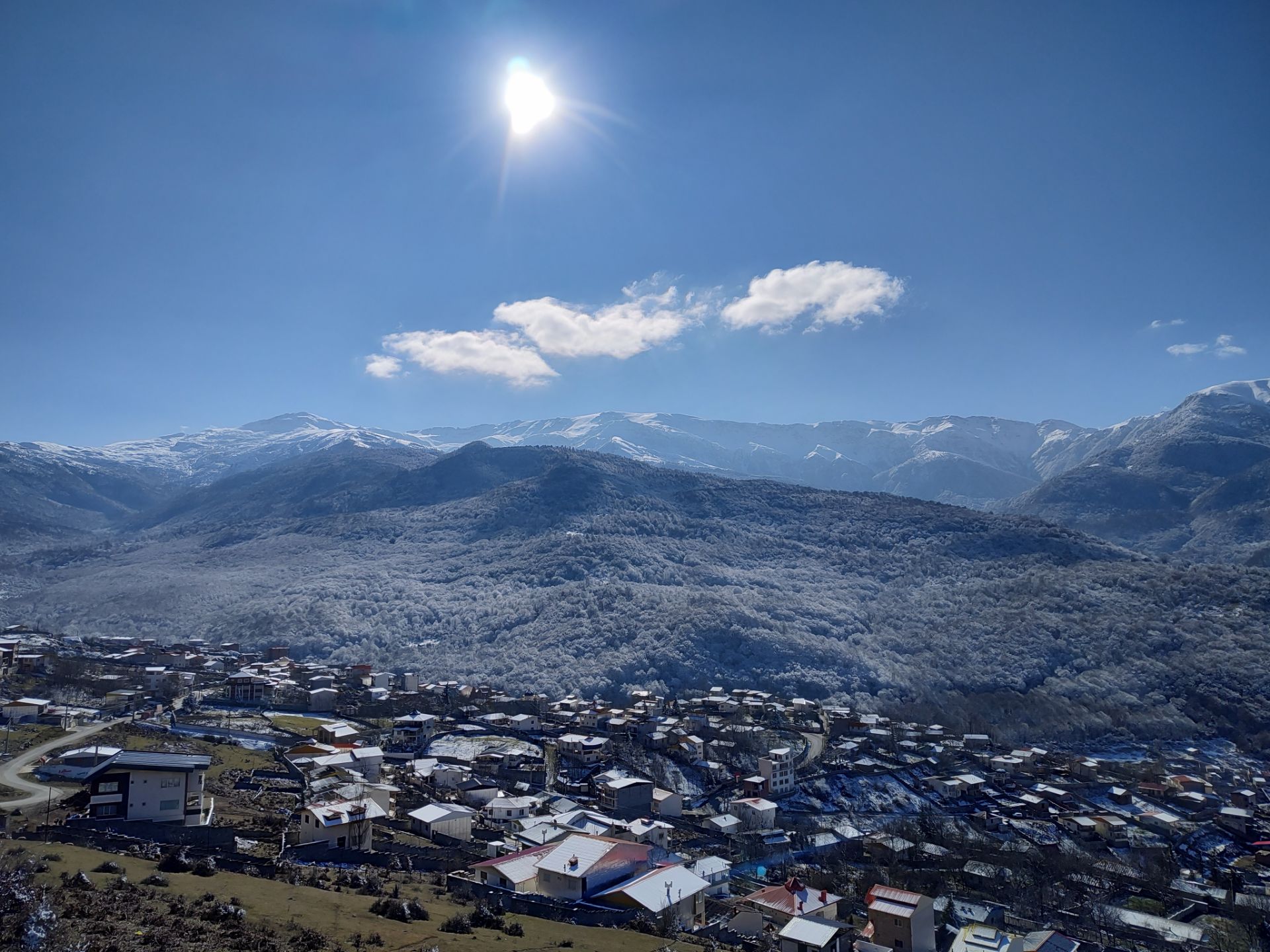 نمونه عکس دوربین اولتراواید موتورولا اج ۳۰ فیوژن از محیط مسکونی
