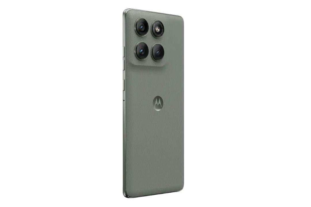 پنل پشت و چینش دوربین گوشی موبایل اج 60 پرو خاکستری / Motorola Edge 60 Pro
