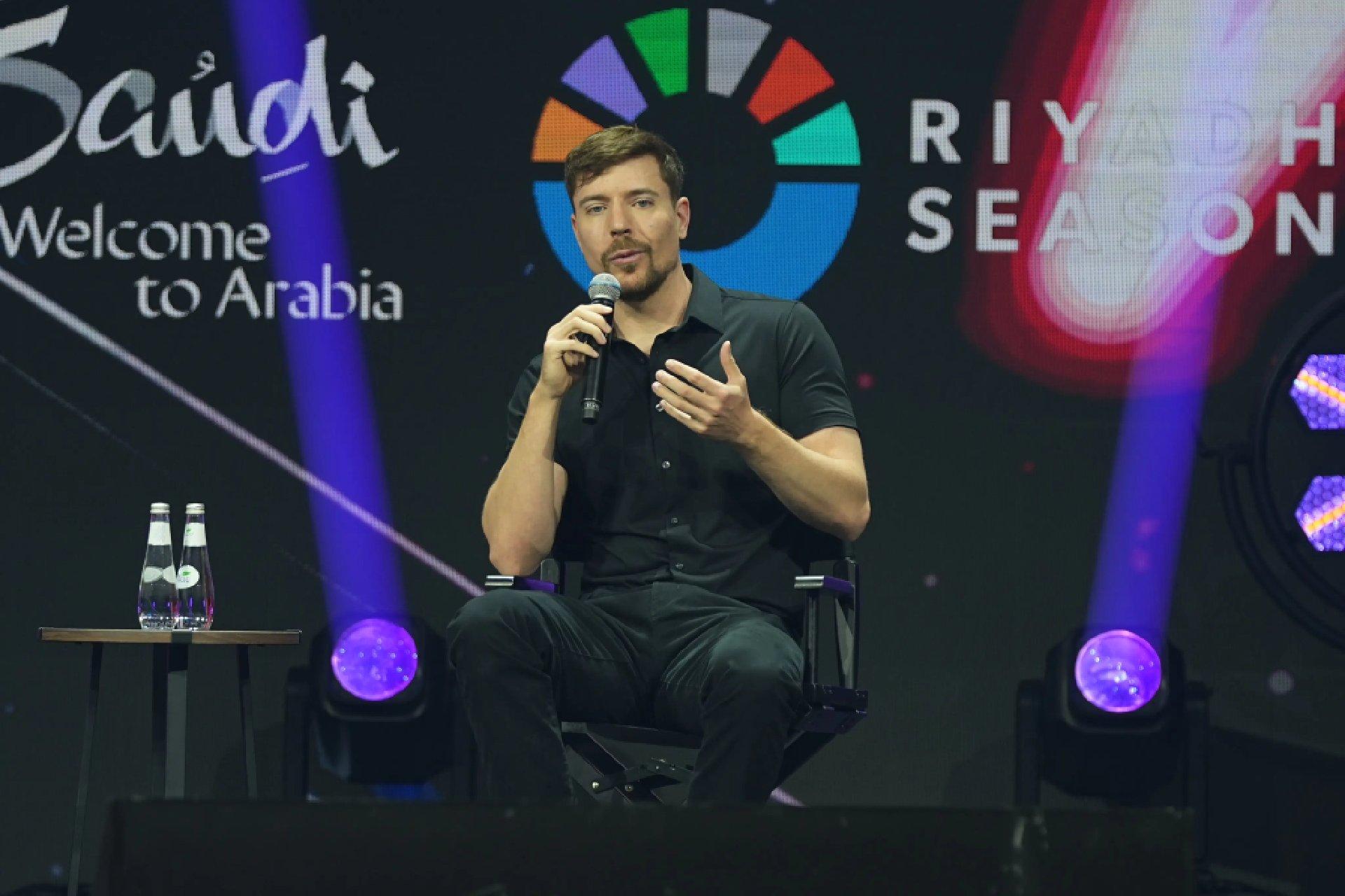 مستربیست (جیمی دونالدسون)