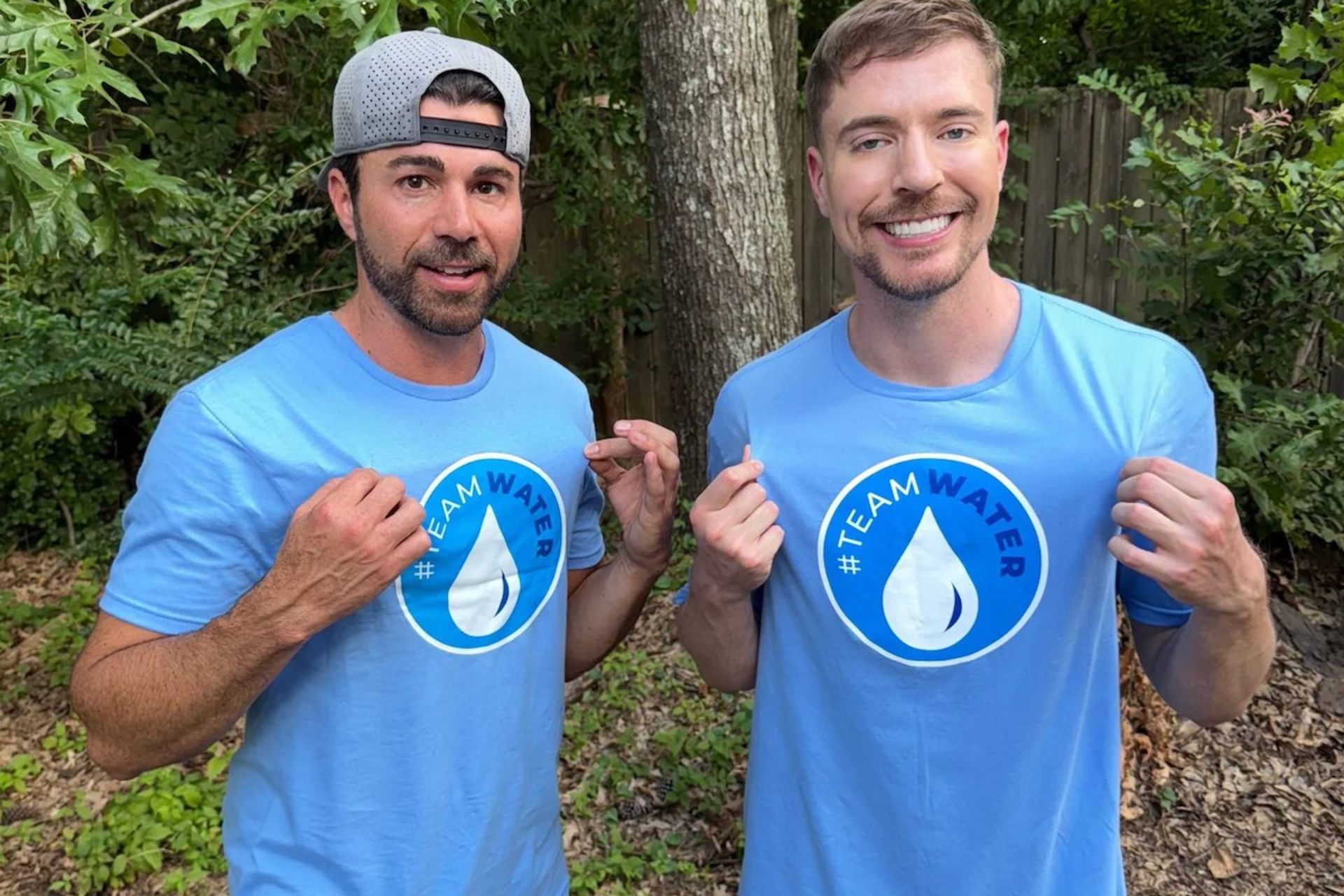 مستربیست درکنار مارک رابر