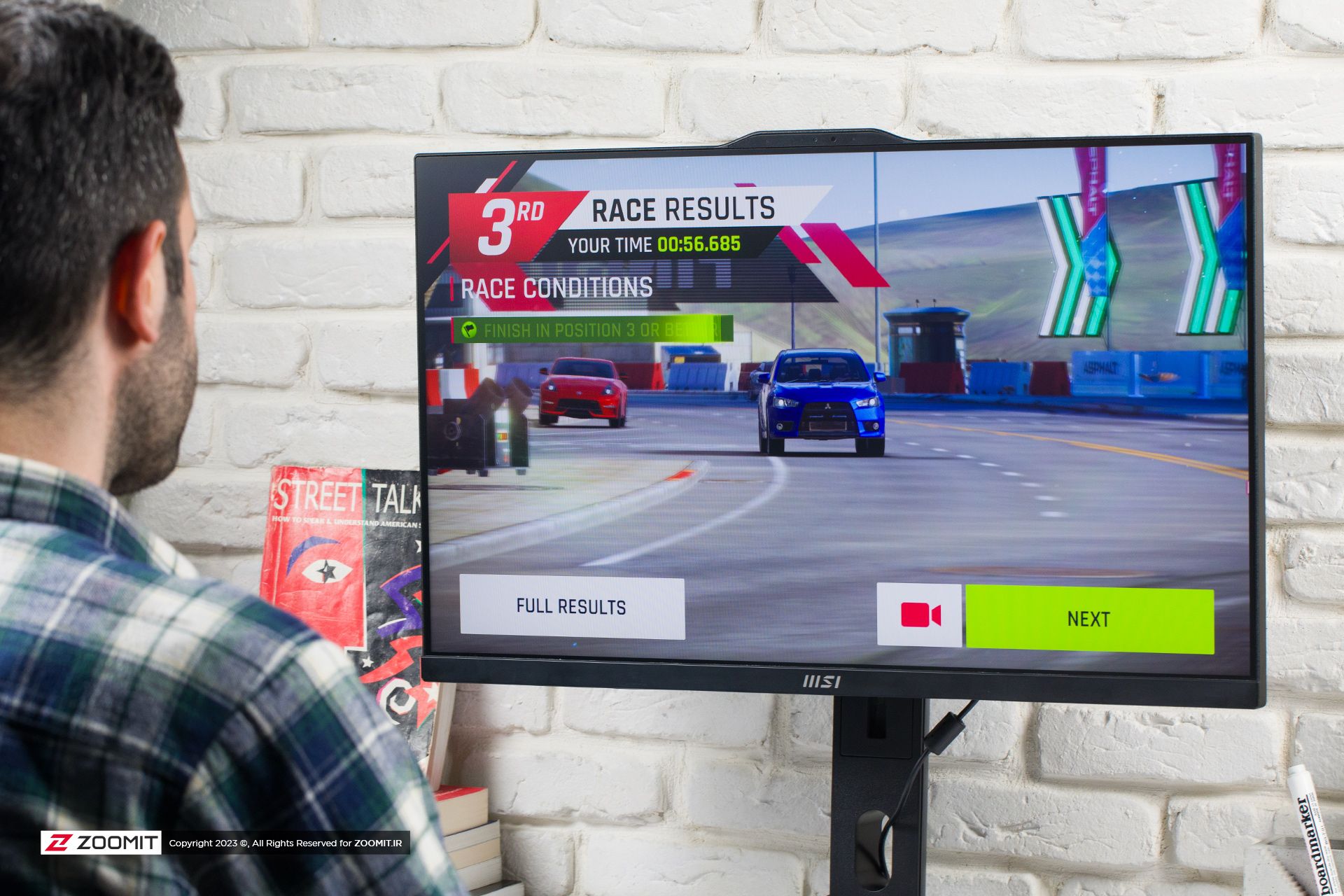 بازی کردن با آل این وان AM272P ام‌اس‌آی