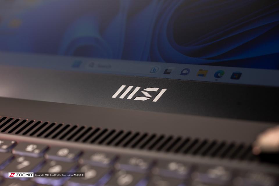 لوگوی MSI در زیر نمایشگر لپ‌تاپ گیمینگ Stealth 15 A13V