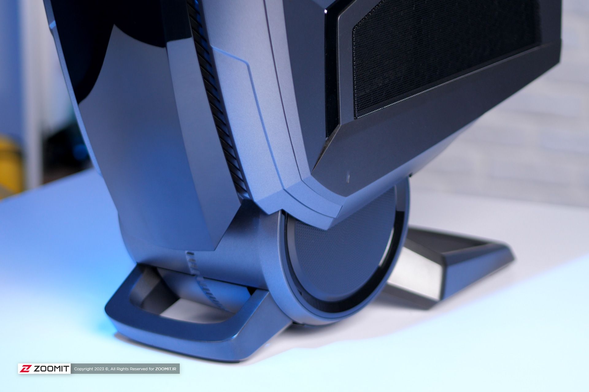 نمای نیمه پایینی کیس گیمینگ Aegis TI5 ام‌اس‌آی