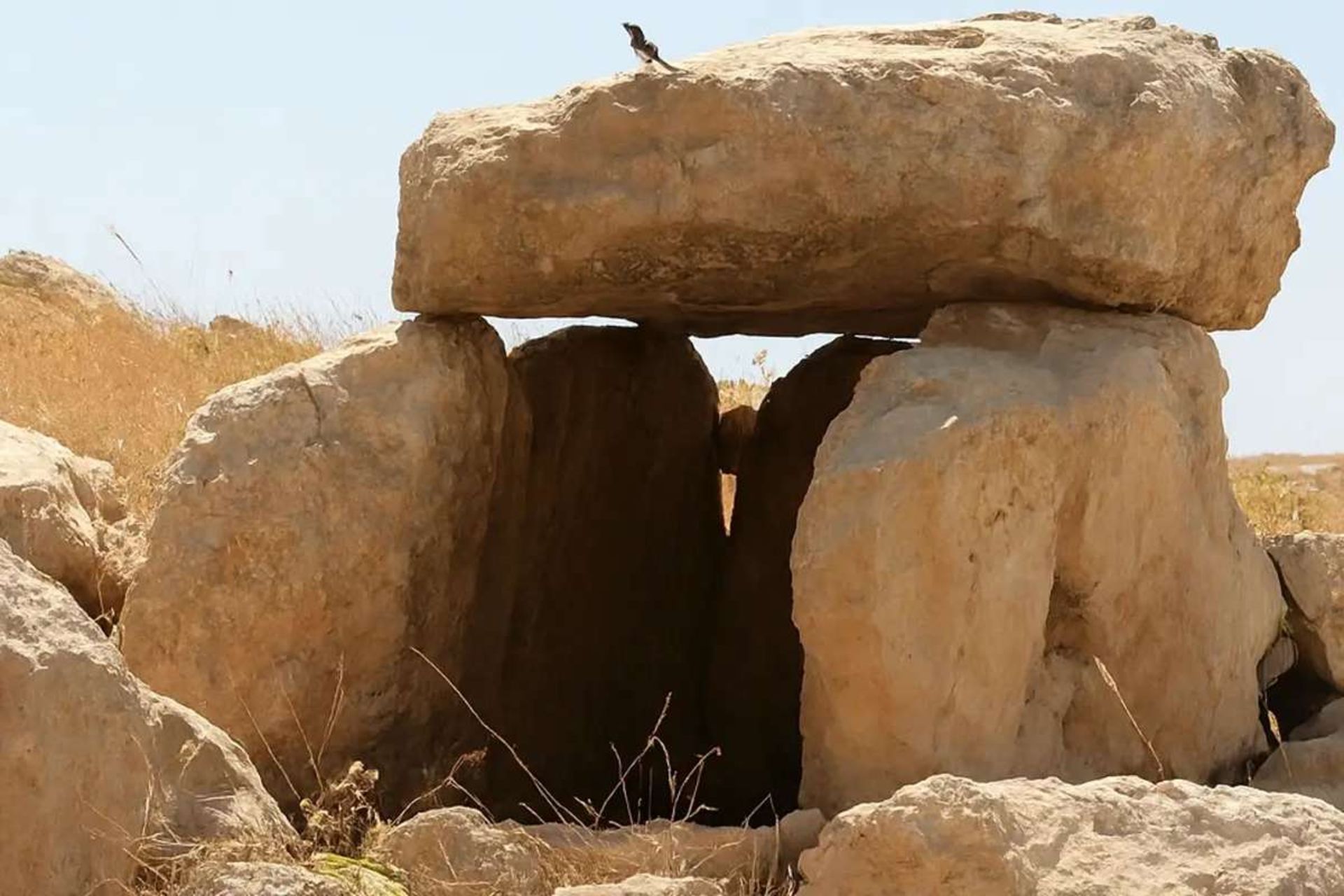 یک دولمن یافت شده در موریغات در اردن