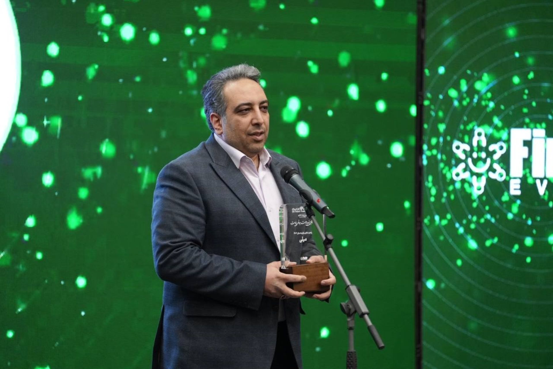 پنجمین جشنواره نهال فین‌تک ۱۴۰۳؛ «میلی» برترین کسب‌وکار فین‌تک طلای کشور شد