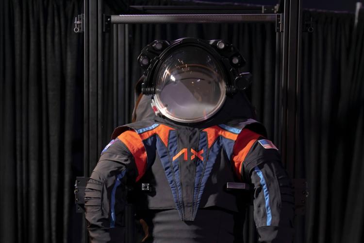 لباس فضانوردی جدید ناسا و اکسیوم اسپیس